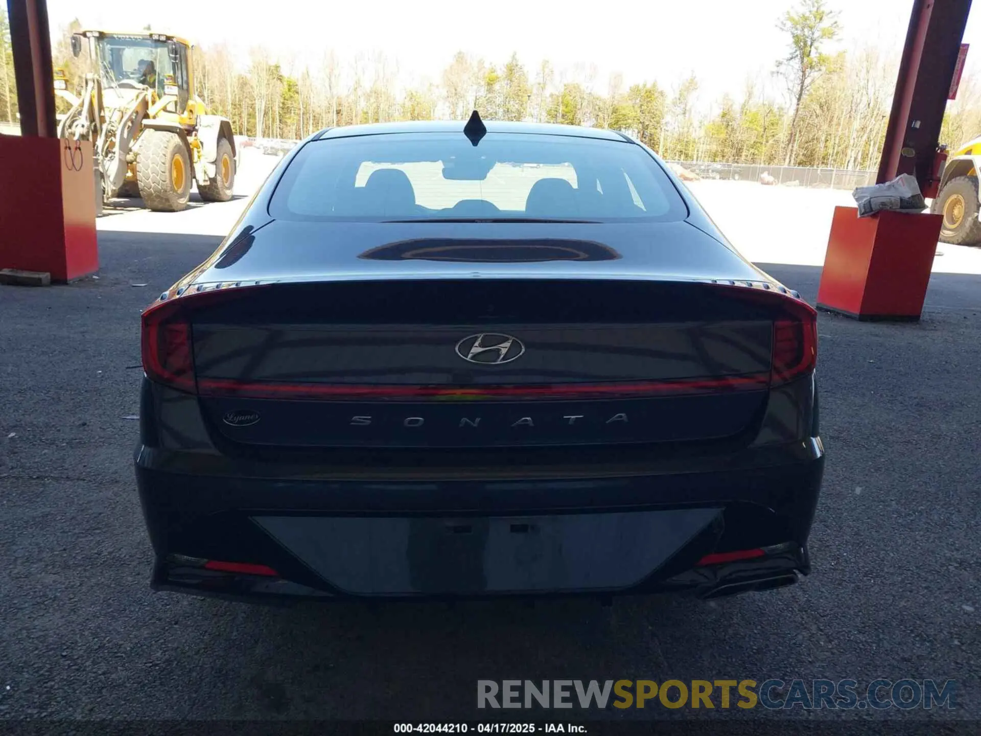 16 fotografías del automóvil dañado 5NPEF4JA8LH047030 HYUNDAI SONATA 2020