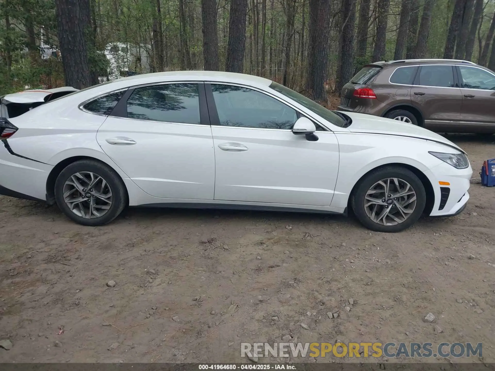 13 fotografías del automóvil dañado 5NPEF4JA9LH050941 HYUNDAI SONATA 2020