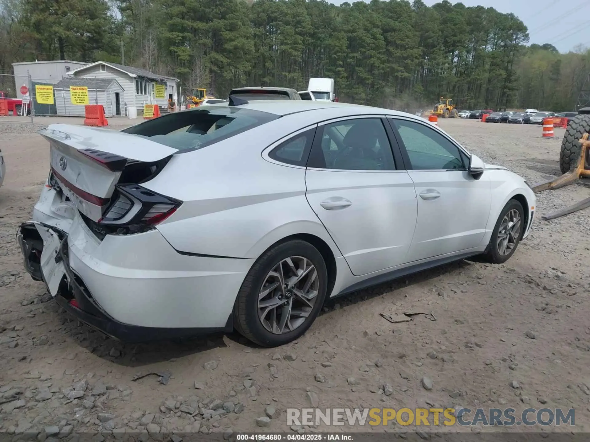 4 fotografías del automóvil dañado 5NPEF4JA9LH050941 HYUNDAI SONATA 2020