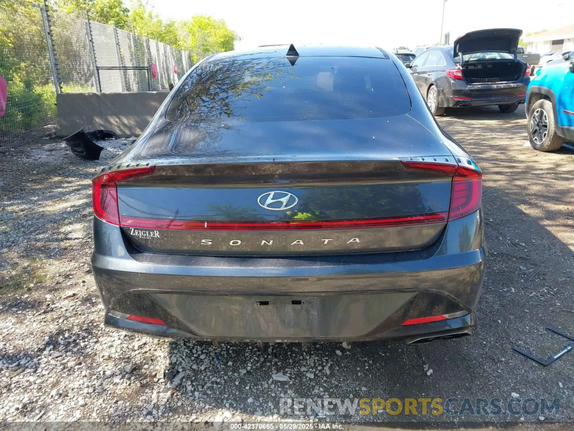 16 fotografías del automóvil dañado 5NPEF4JAXLH035736 HYUNDAI SONATA 2020