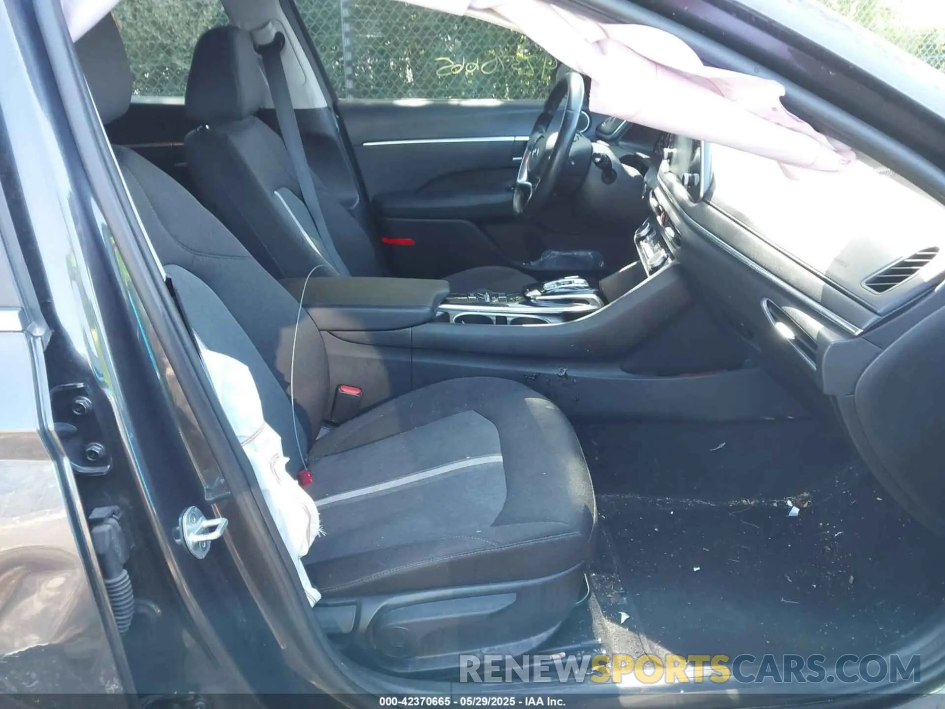5 fotografías del automóvil dañado 5NPEF4JAXLH035736 HYUNDAI SONATA 2020