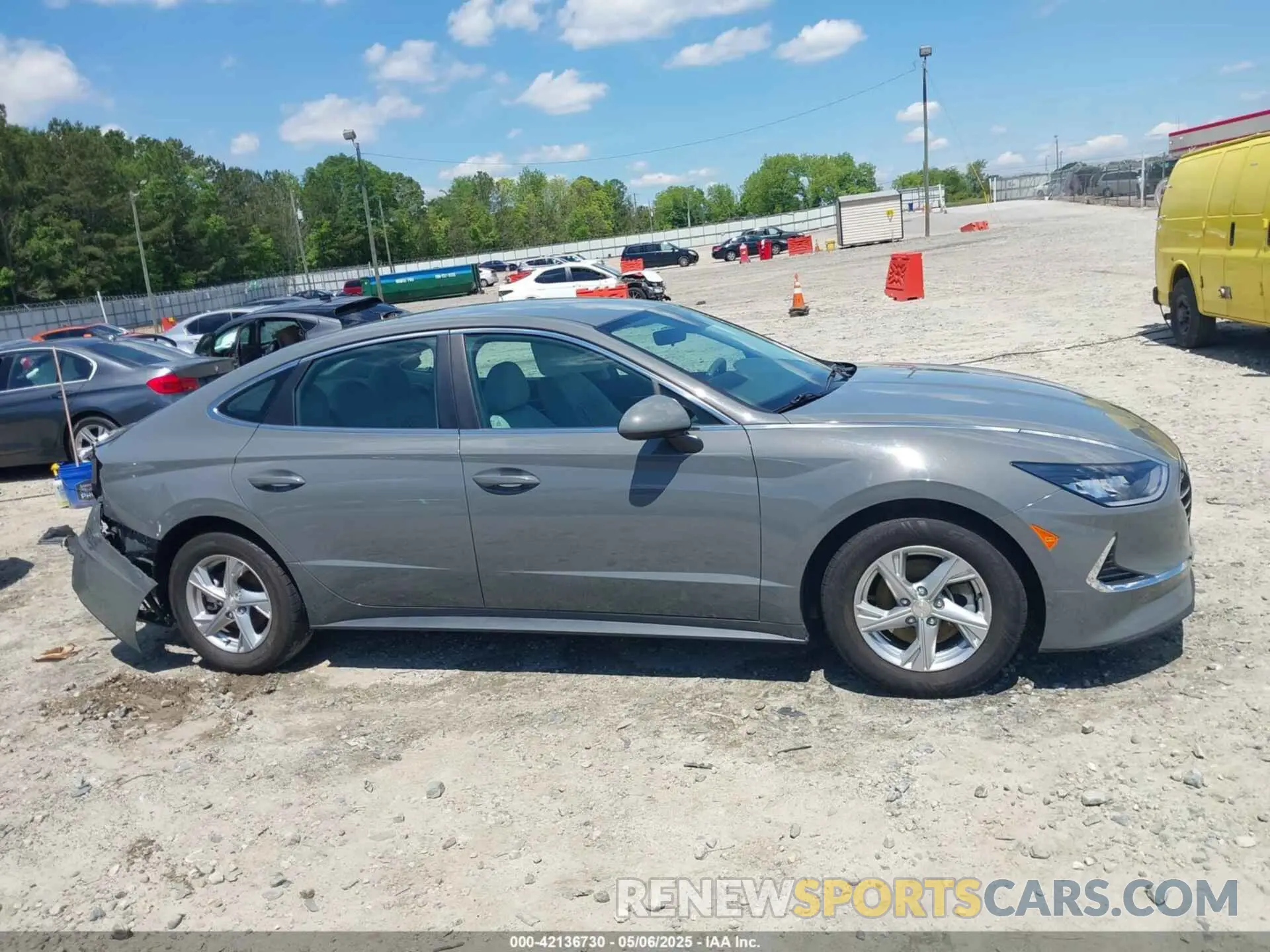 13 fotografías del automóvil dañado 5NPEG4JA2LH044931 HYUNDAI SONATA 2020