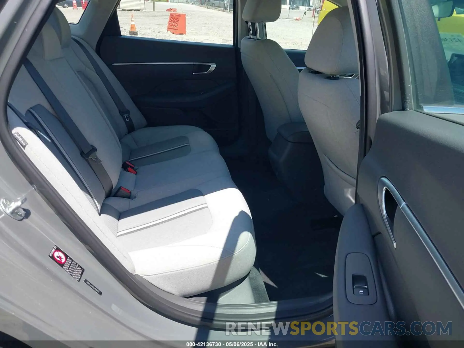 8 fotografías del automóvil dañado 5NPEG4JA2LH044931 HYUNDAI SONATA 2020