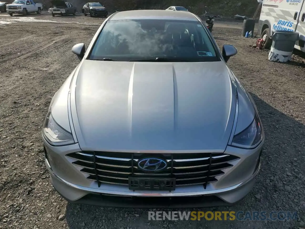 5 fotografías del automóvil dañado 5NPEG4JA3LH045943 HYUNDAI SONATA 2020