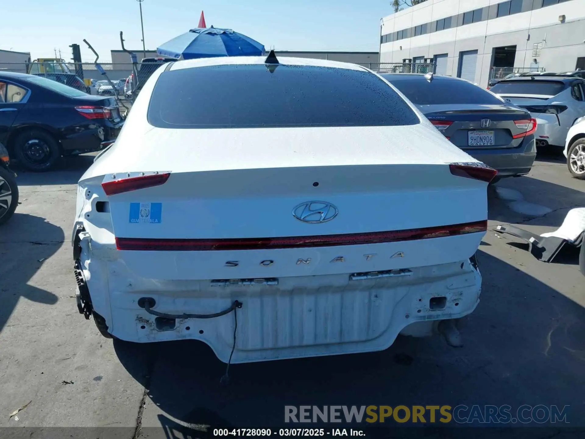 16 fotografías del automóvil dañado 5NPEG4JA5LH054840 HYUNDAI SONATA 2020