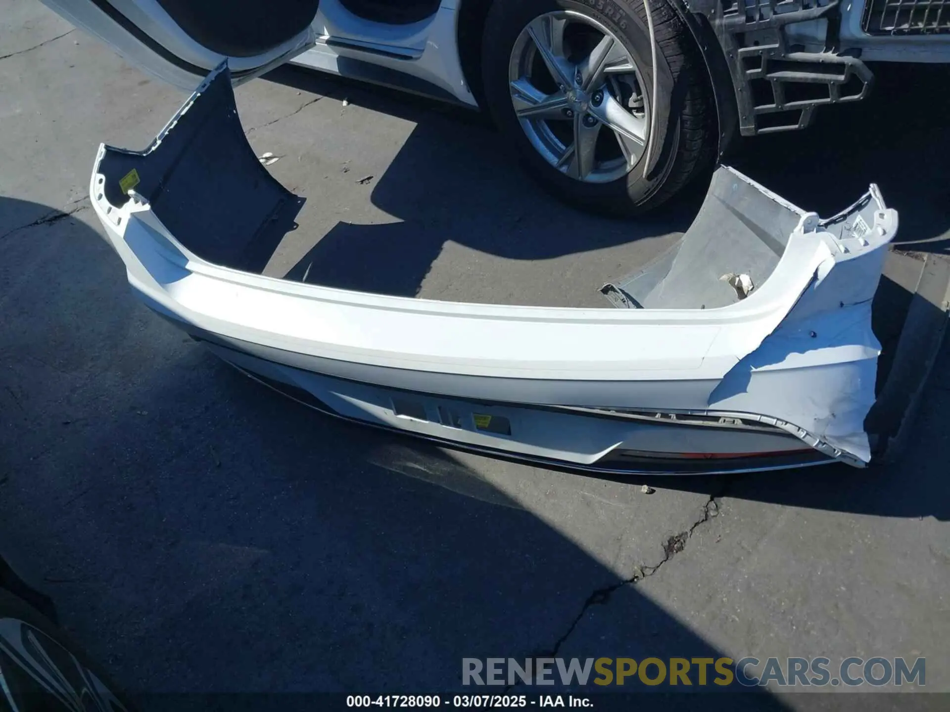 17 fotografías del automóvil dañado 5NPEG4JA5LH054840 HYUNDAI SONATA 2020