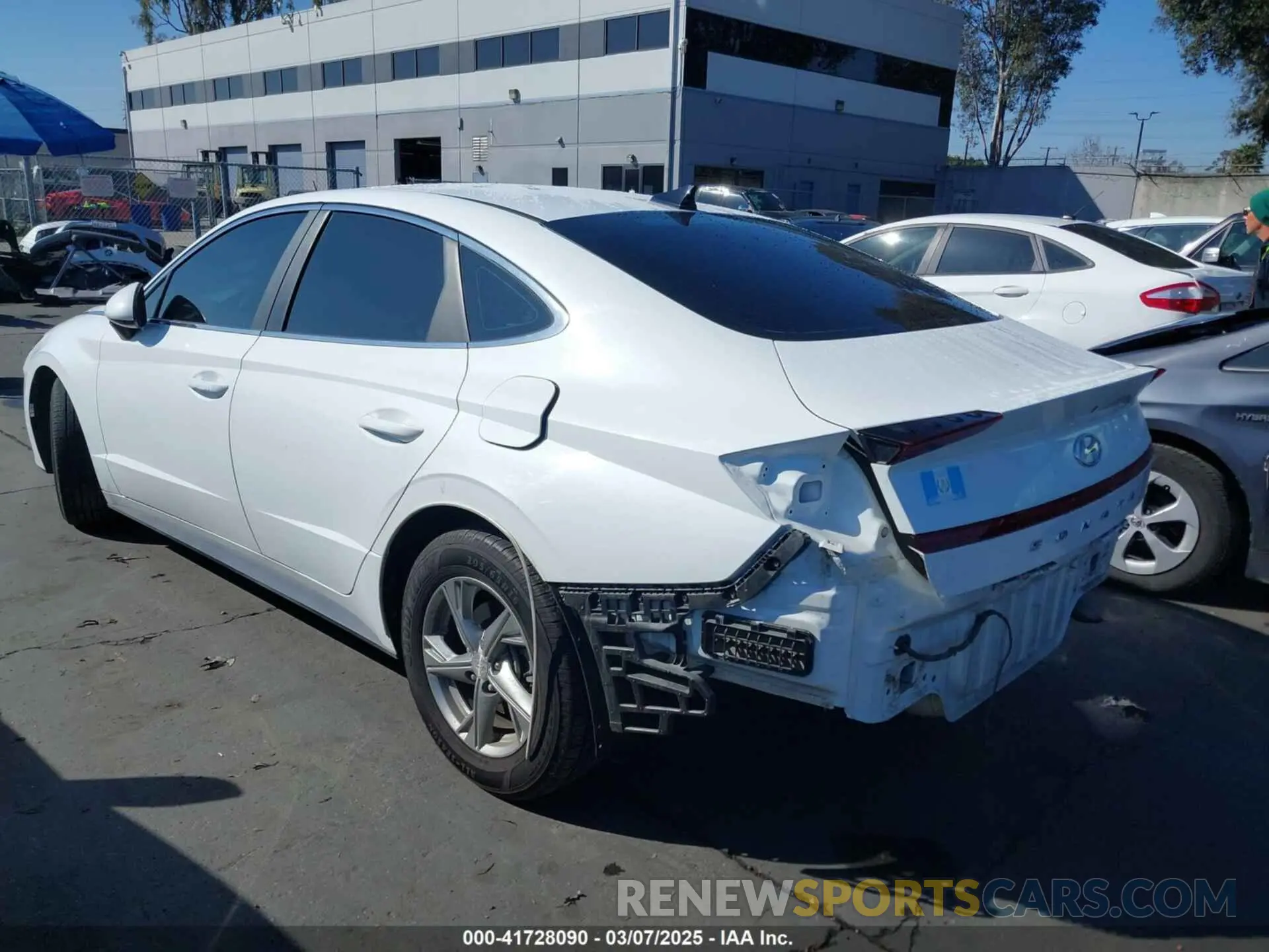 3 fotografías del automóvil dañado 5NPEG4JA5LH054840 HYUNDAI SONATA 2020