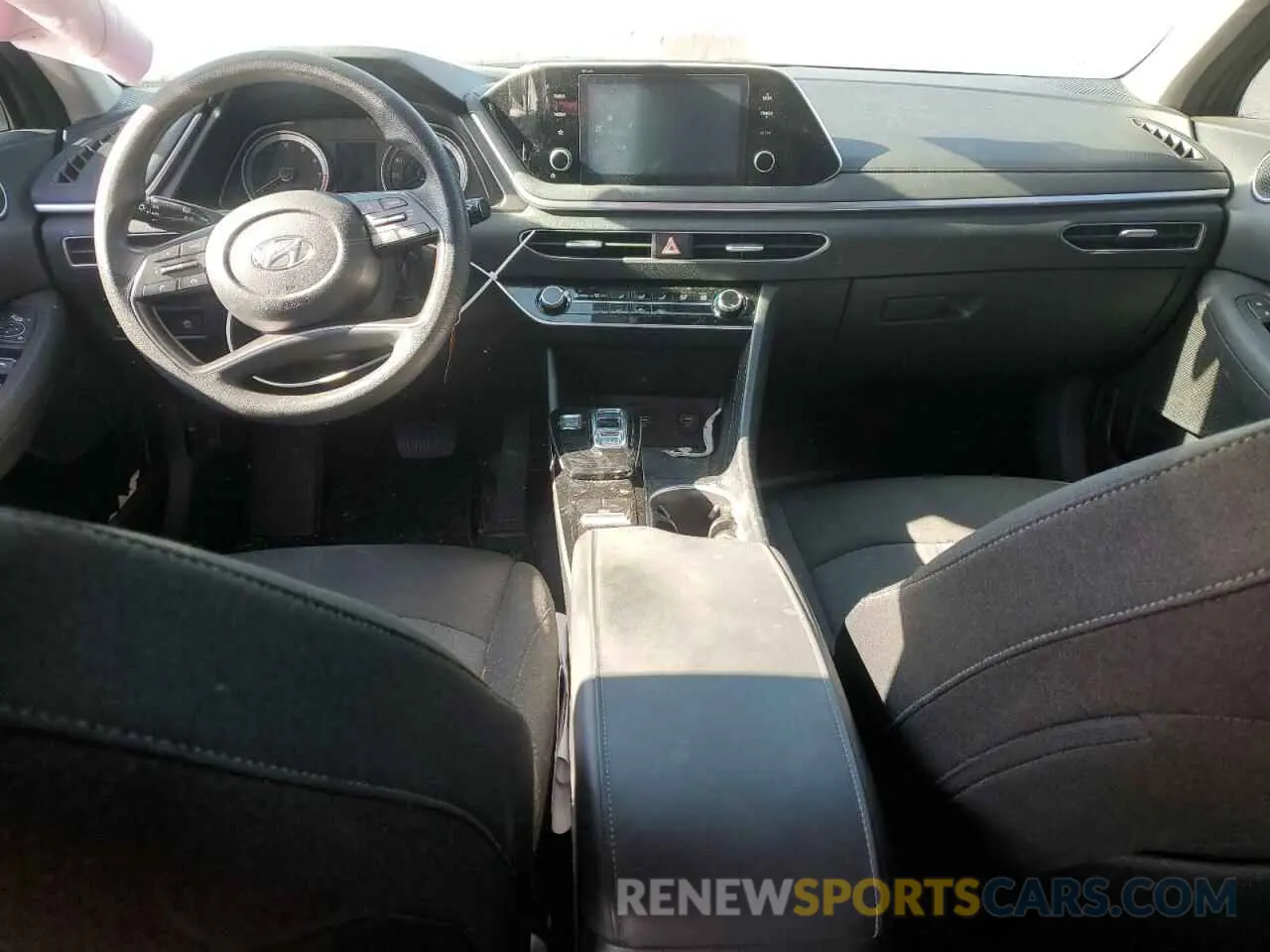 8 fotografías del automóvil dañado 5NPEG4JA6LH008286 HYUNDAI SONATA 2020