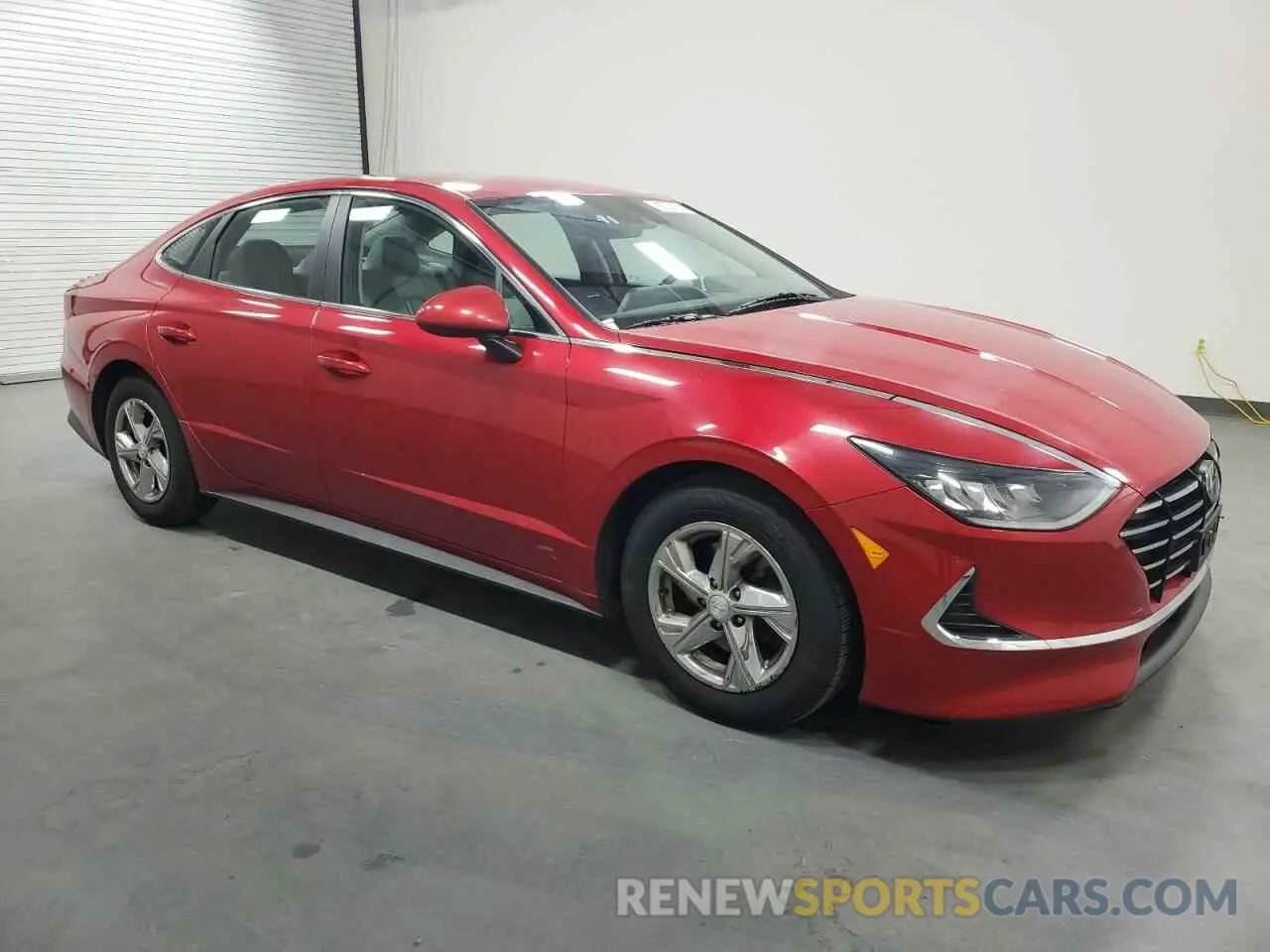 4 fotografías del automóvil dañado 5NPEG4JA8LH036011 HYUNDAI SONATA 2020