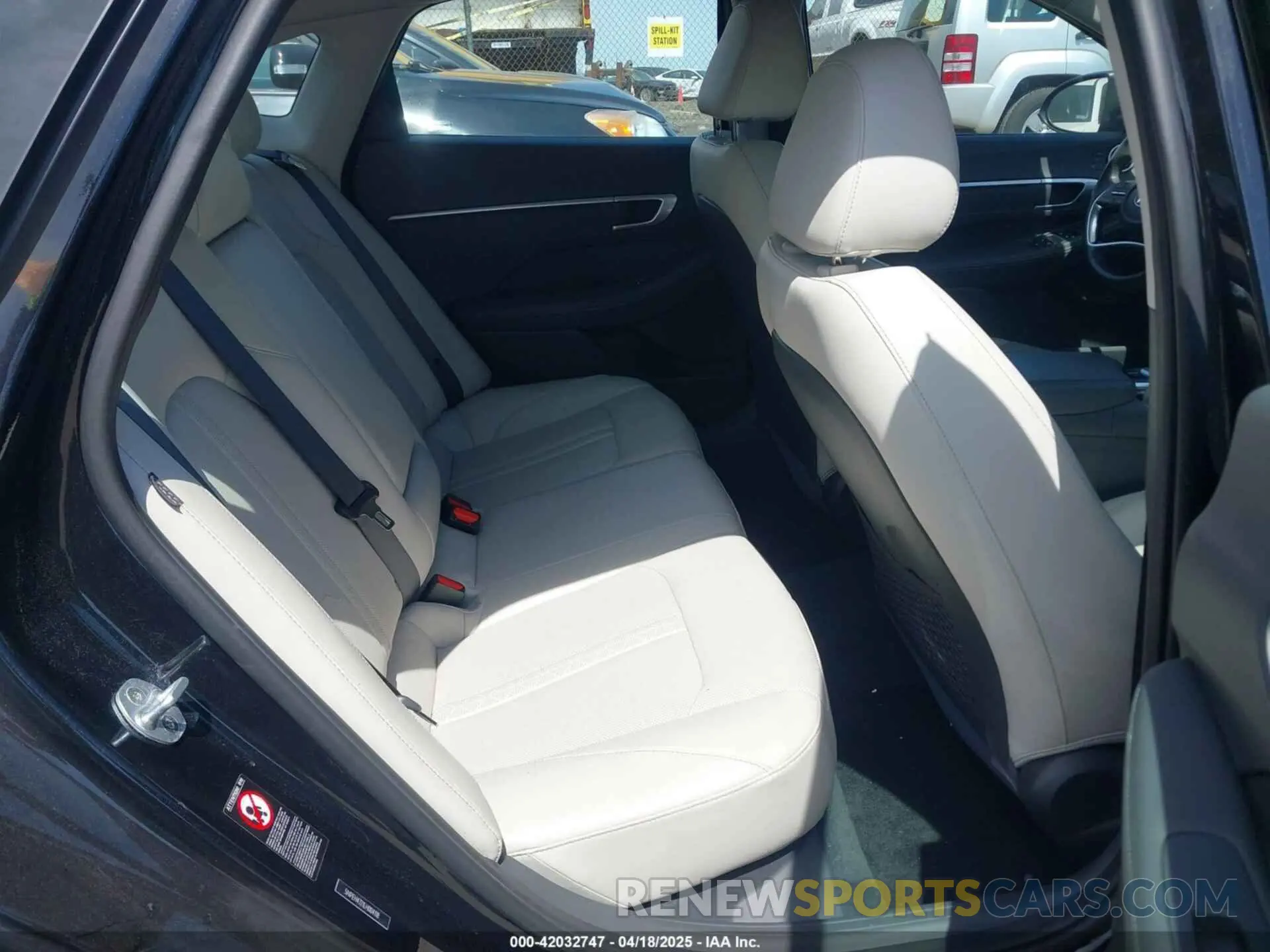 8 fotografías del automóvil dañado 5NPEH4J21LH004118 HYUNDAI SONATA 2020