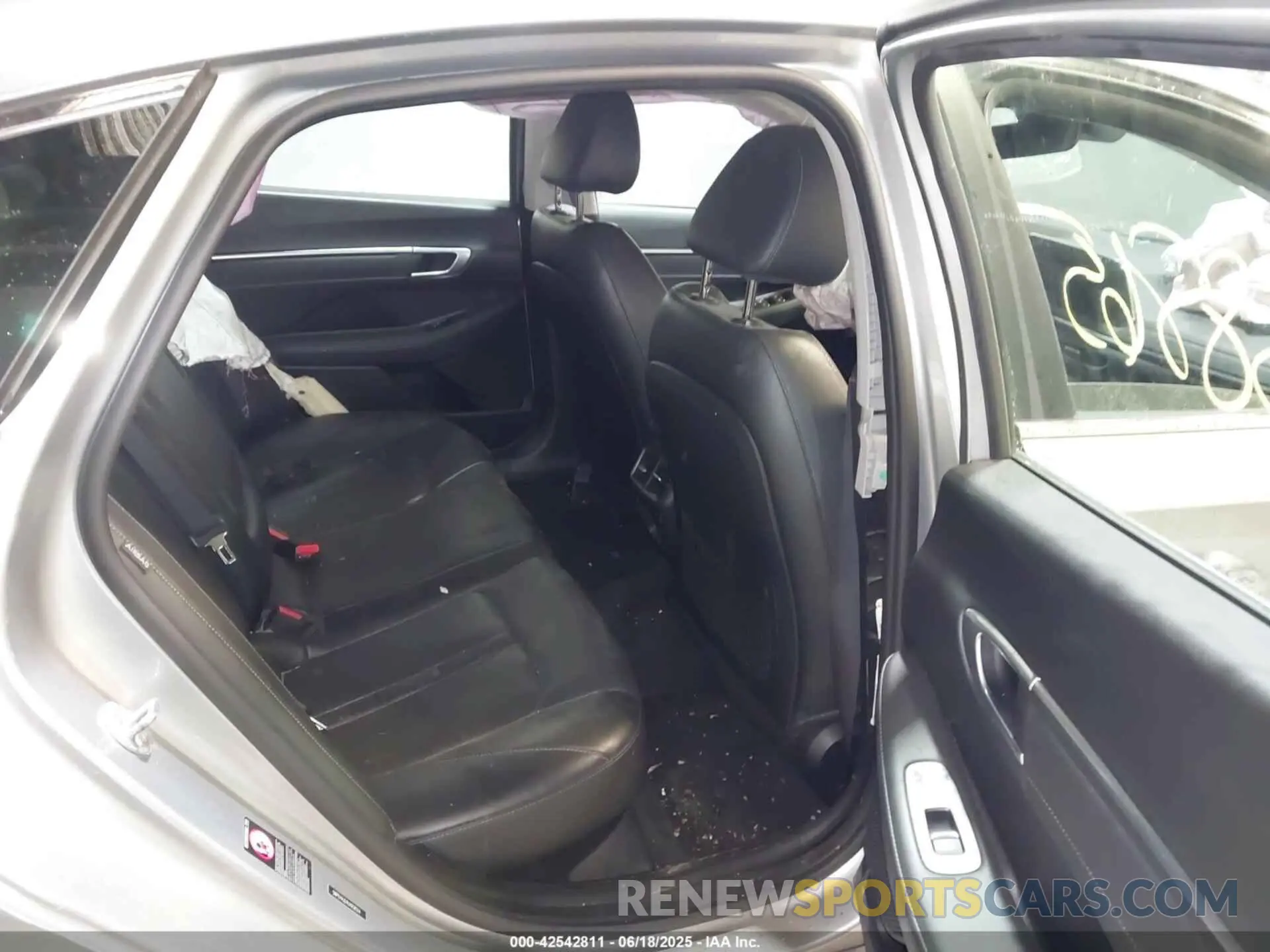 8 fotografías del automóvil dañado 5NPEH4J24LH058514 HYUNDAI SONATA 2020