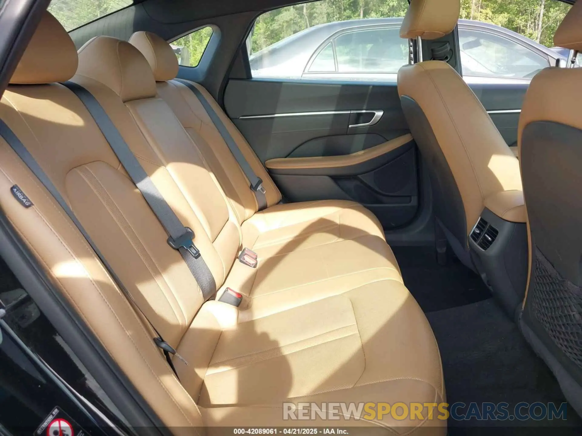 8 fotografías del automóvil dañado 5NPEH4J28LH032742 HYUNDAI SONATA 2020