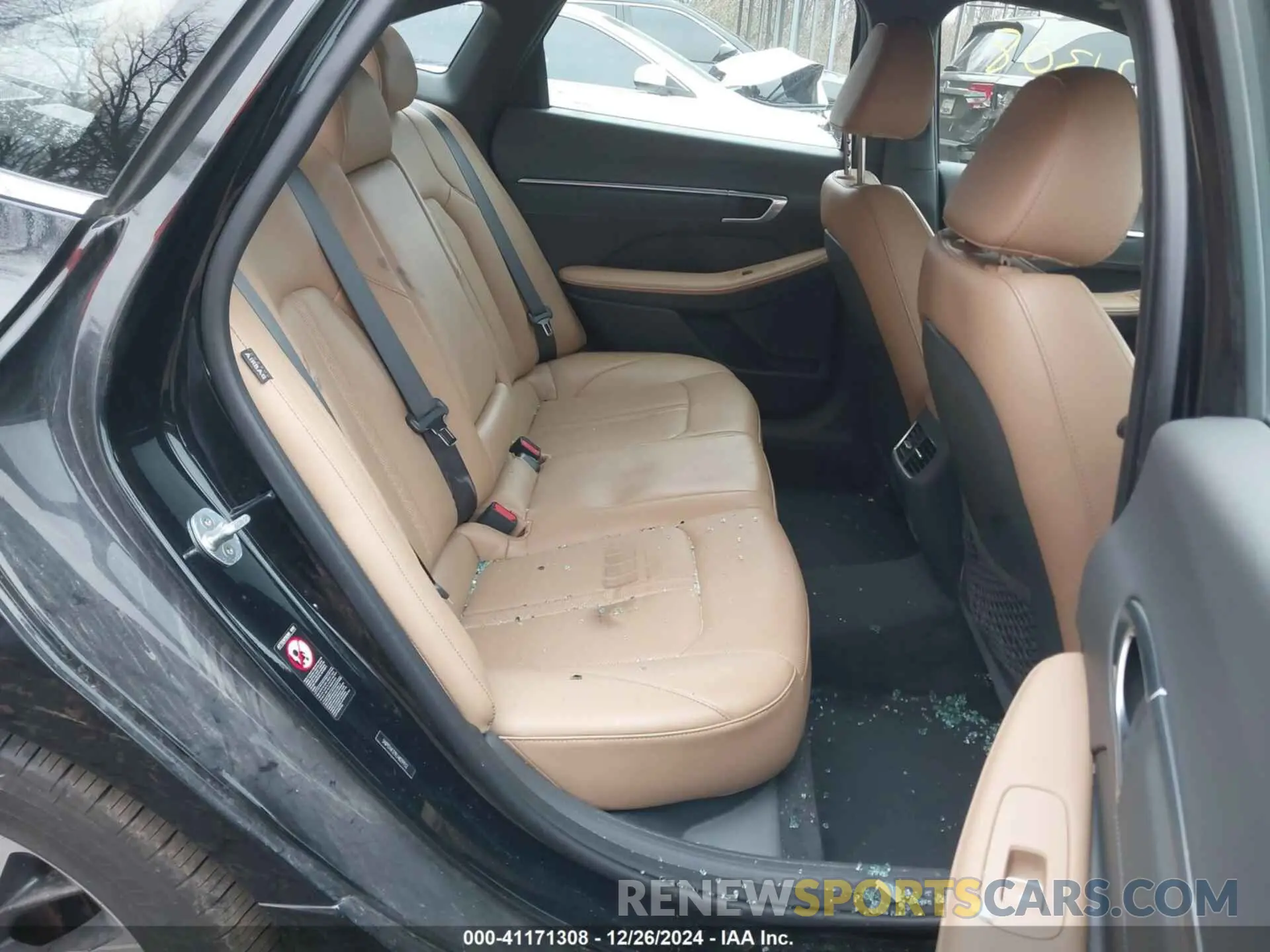 8 fotografías del automóvil dañado 5NPEH4J29LH029932 HYUNDAI SONATA 2020