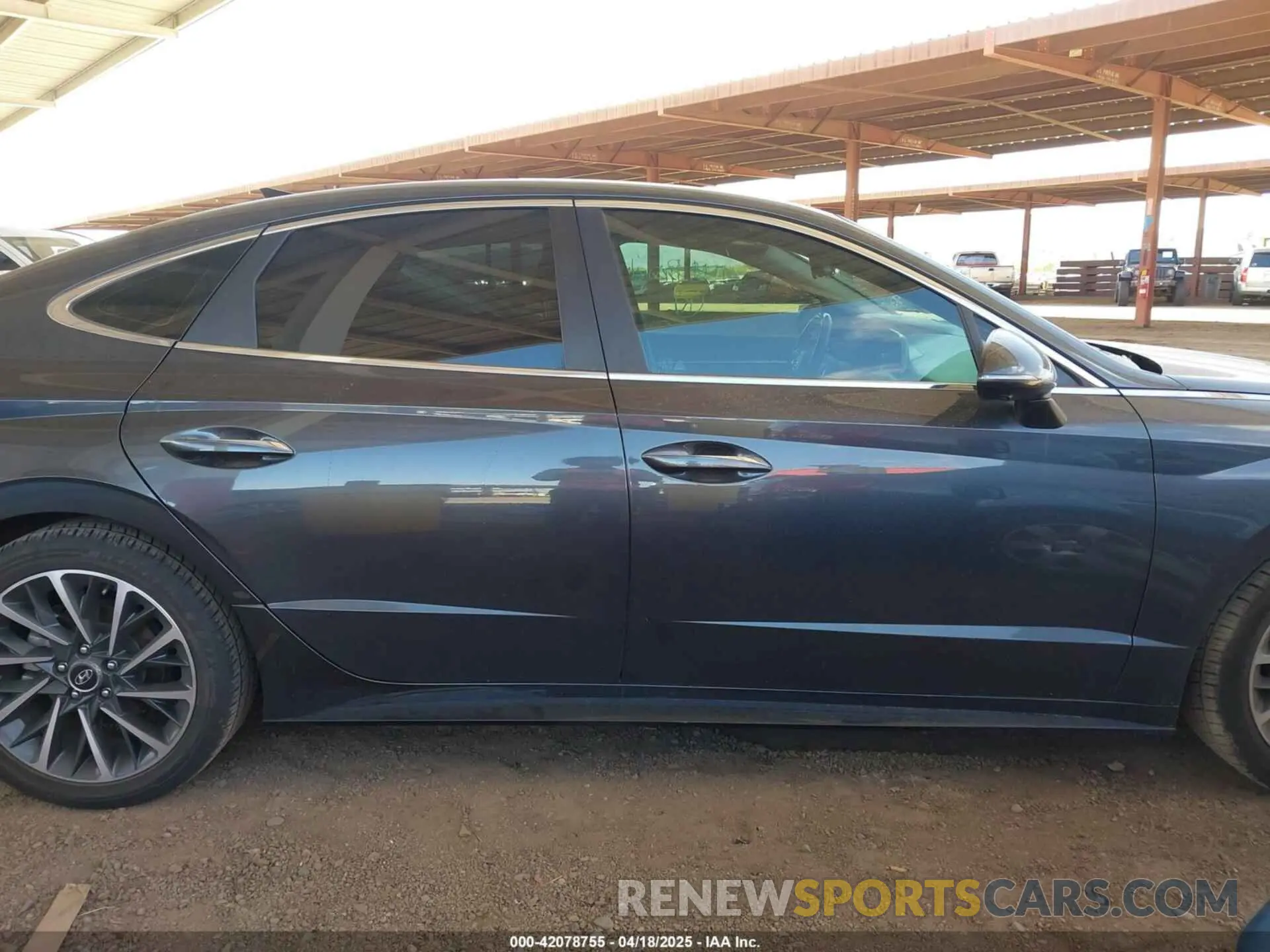 13 fotografías del automóvil dañado 5NPEH4J2XLH050885 HYUNDAI SONATA 2020
