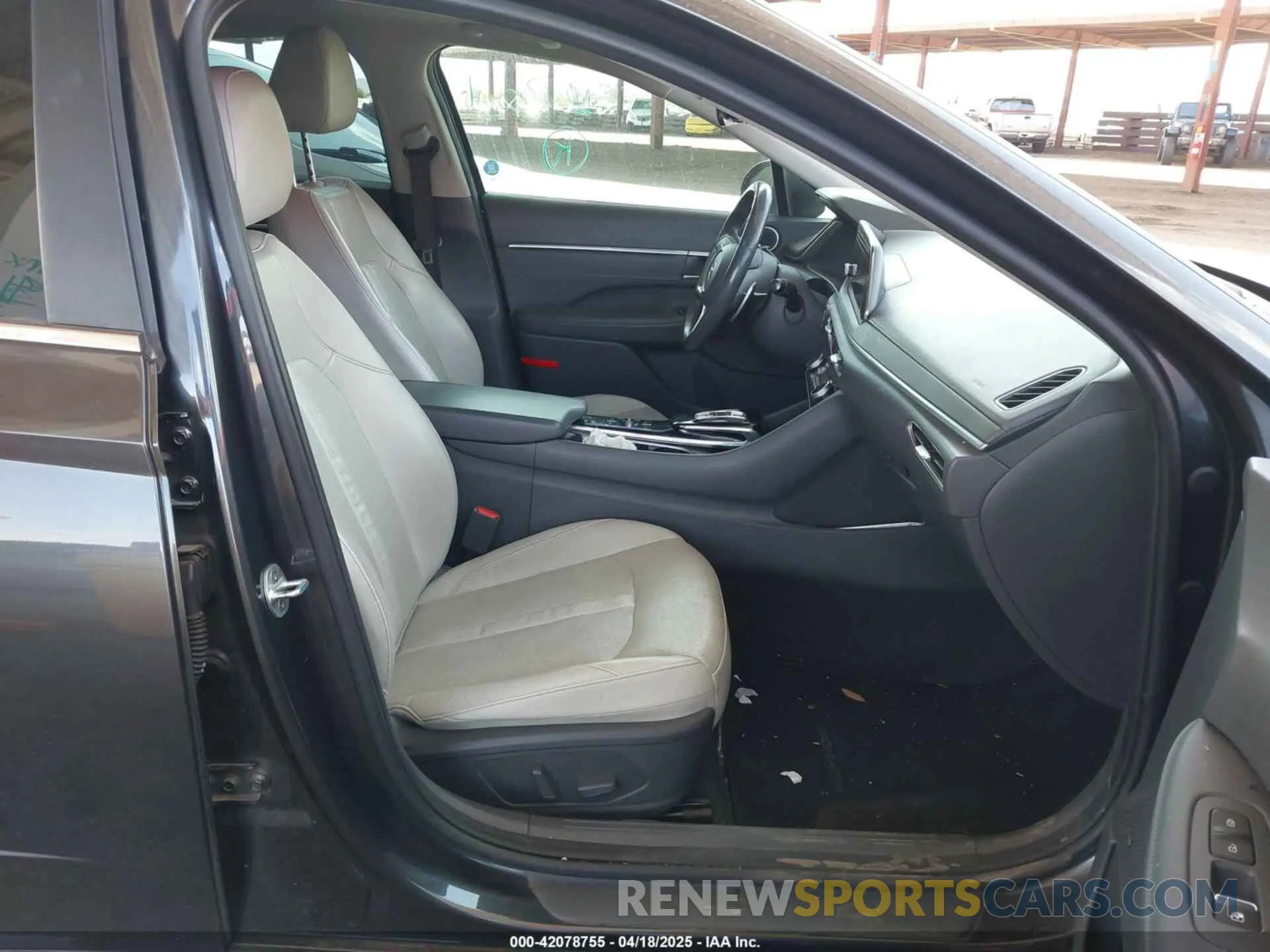 5 fotografías del automóvil dañado 5NPEH4J2XLH050885 HYUNDAI SONATA 2020