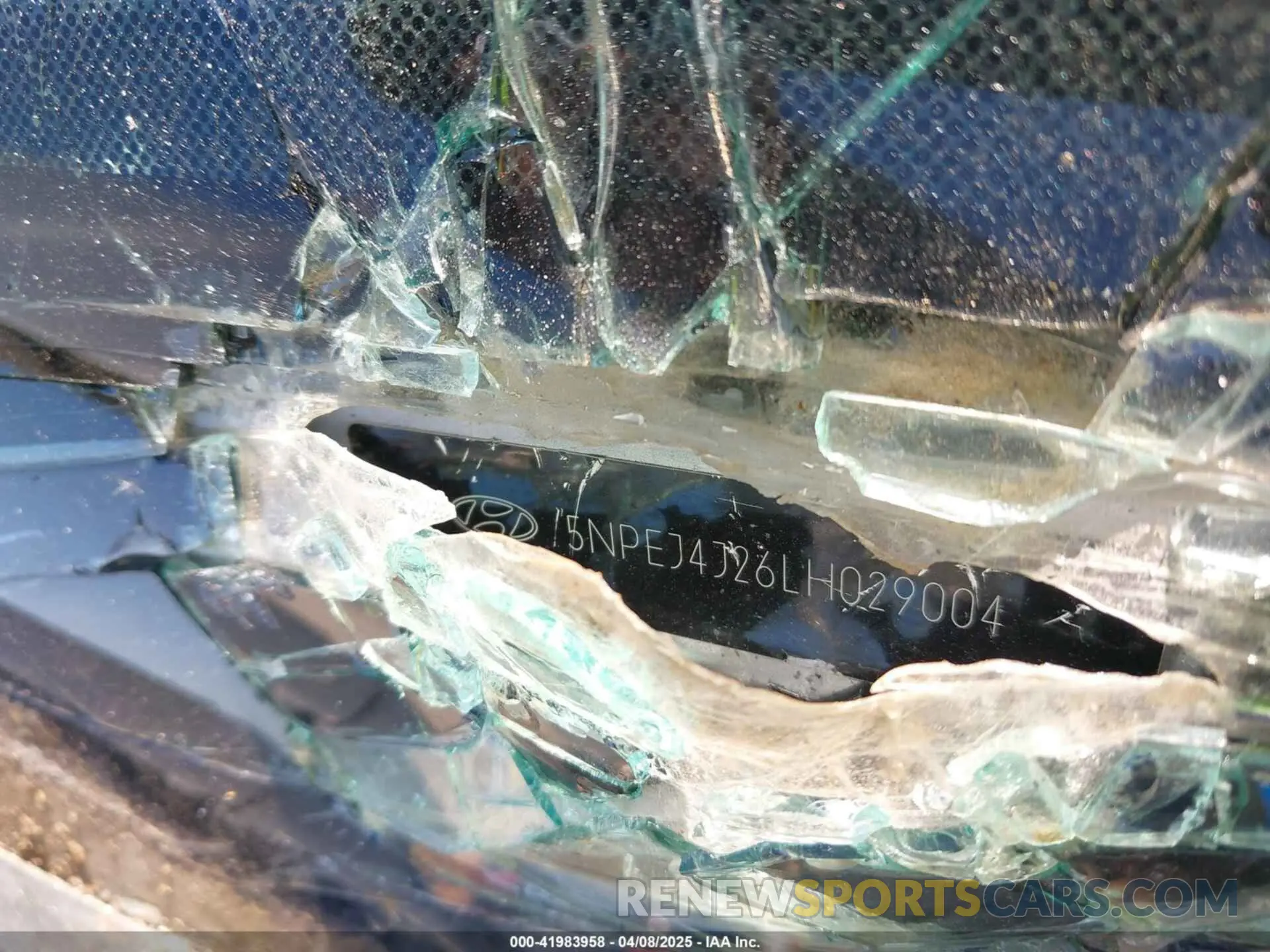 9 fotografías del automóvil dañado 5NPEJ4J26LH029004 HYUNDAI SONATA 2020