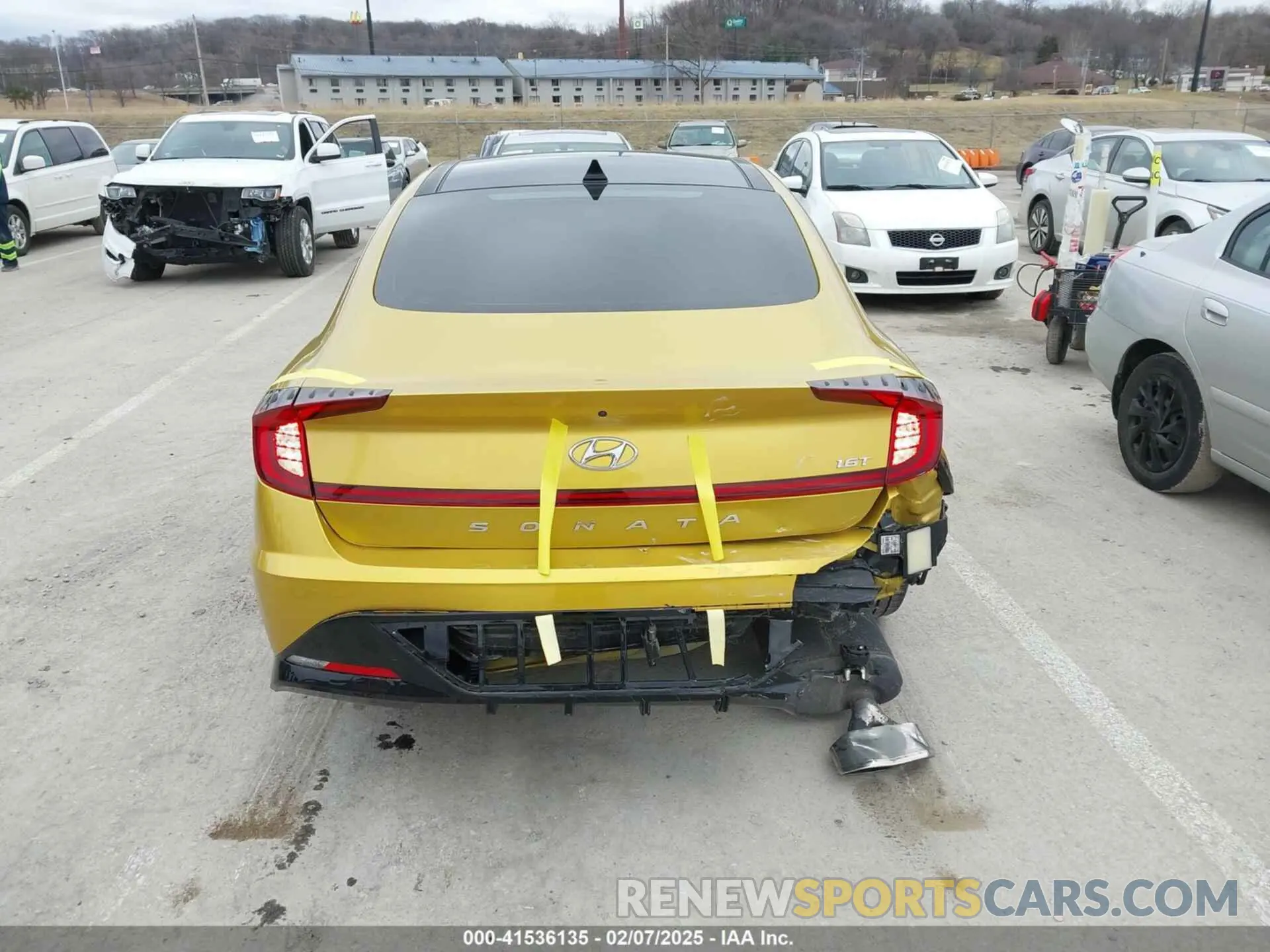 16 fotografías del automóvil dañado 5NPEJ4J28LH019882 HYUNDAI SONATA 2020
