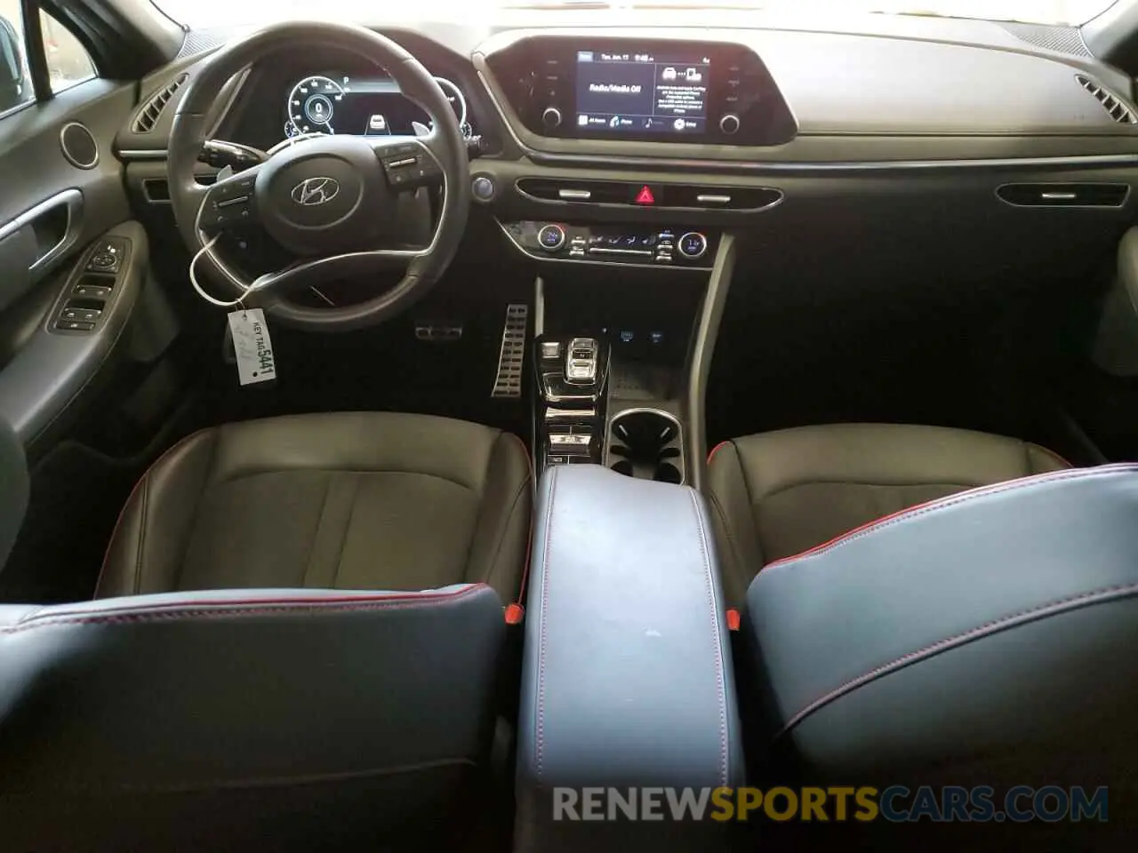 8 fotografías del automóvil dañado 5NPEJ4J28LH029960 HYUNDAI SONATA 2020