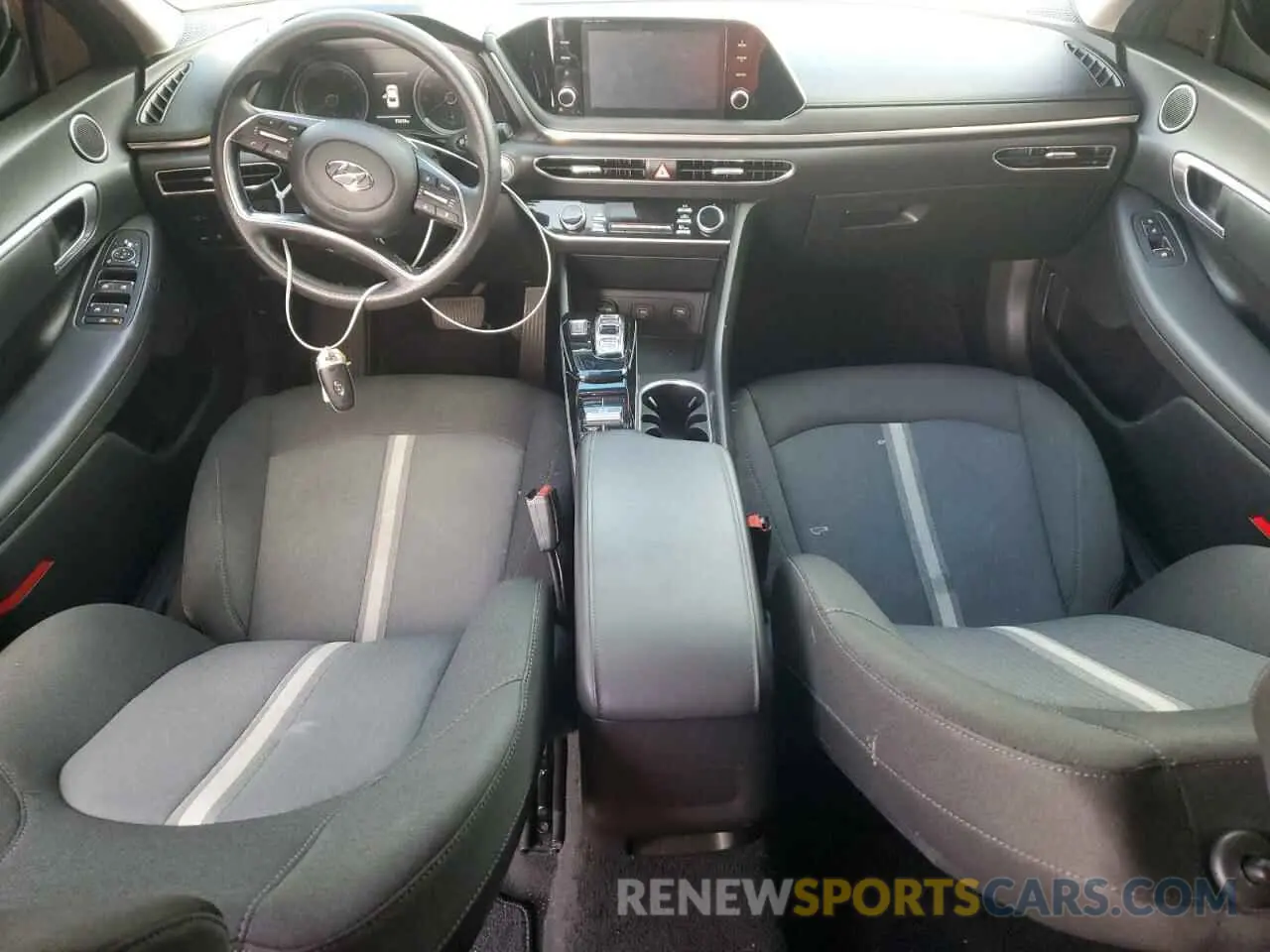 8 fotografías del automóvil dañado 5NPEL4JA2LH013867 HYUNDAI SONATA 2020