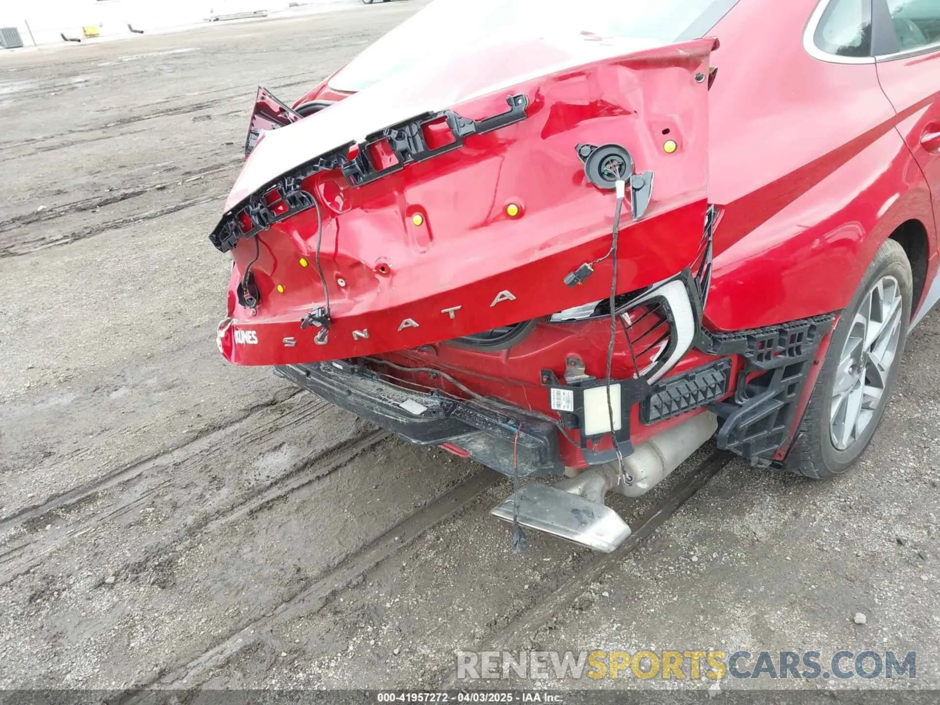 18 fotografías del automóvil dañado 5NPEL4JA4LH057711 HYUNDAI SONATA 2020