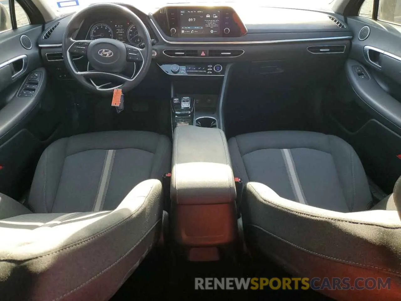 8 fotografías del automóvil dañado 5NPEL4JA7LH010771 HYUNDAI SONATA 2020