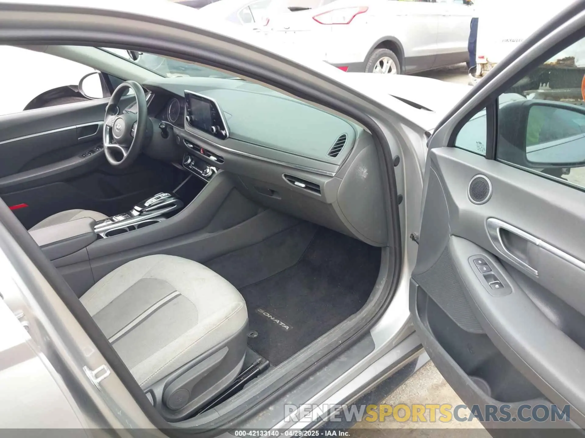 5 fotografías del automóvil dañado 5NPEL4JA7LH053779 HYUNDAI SONATA 2020
