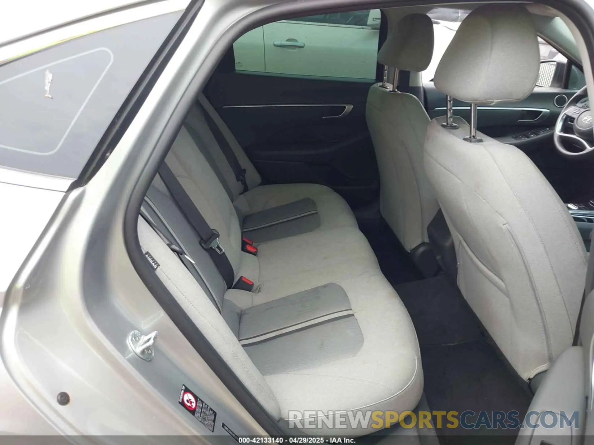 8 fotografías del automóvil dañado 5NPEL4JA7LH053779 HYUNDAI SONATA 2020