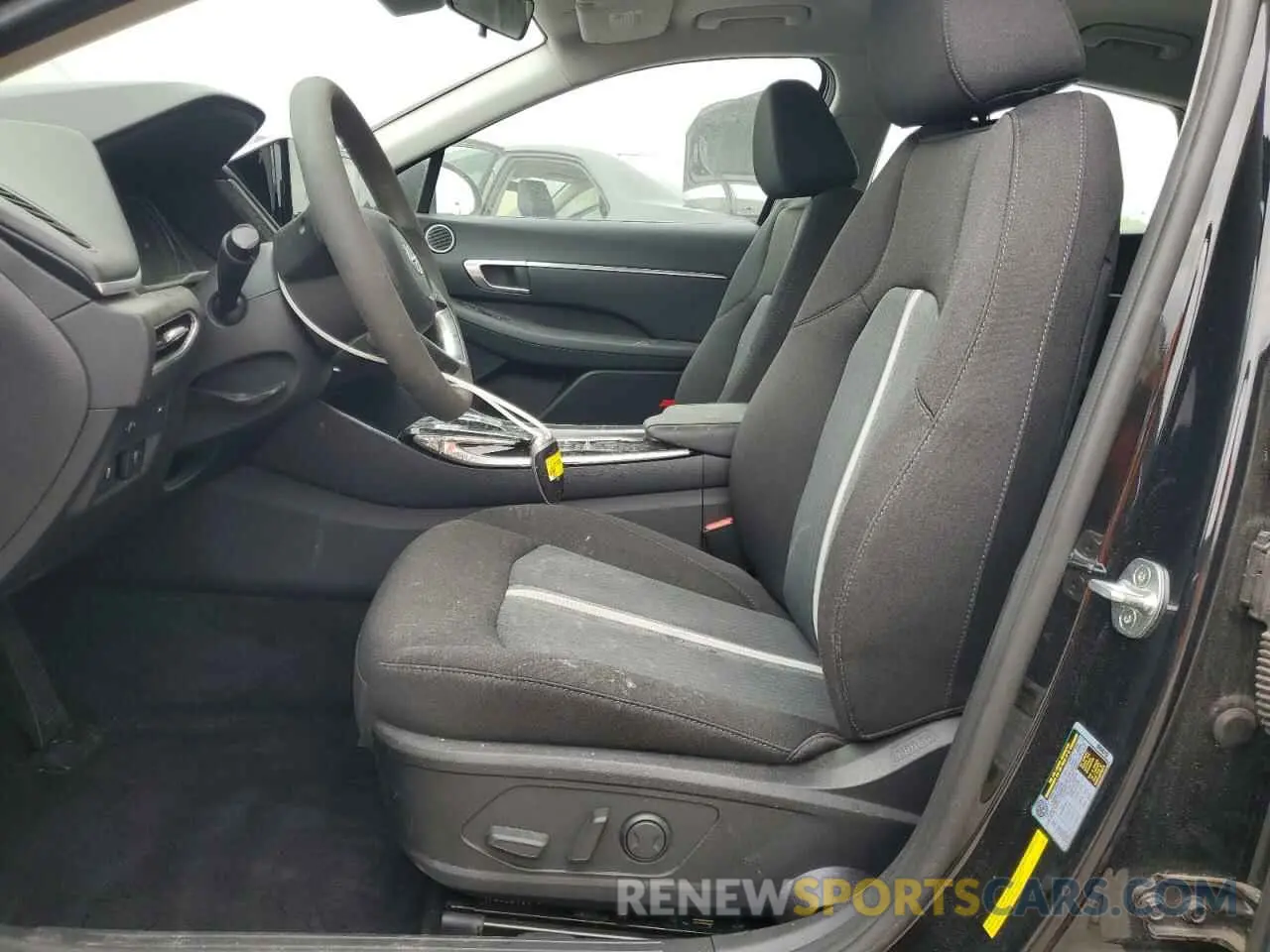 7 fotografías del automóvil dañado 5NPEL4JA8LH001965 HYUNDAI SONATA 2020