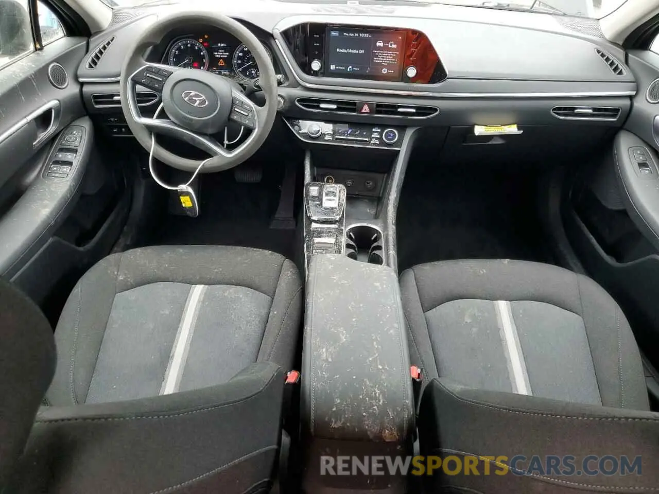 8 fotografías del automóvil dañado 5NPEL4JA8LH001965 HYUNDAI SONATA 2020