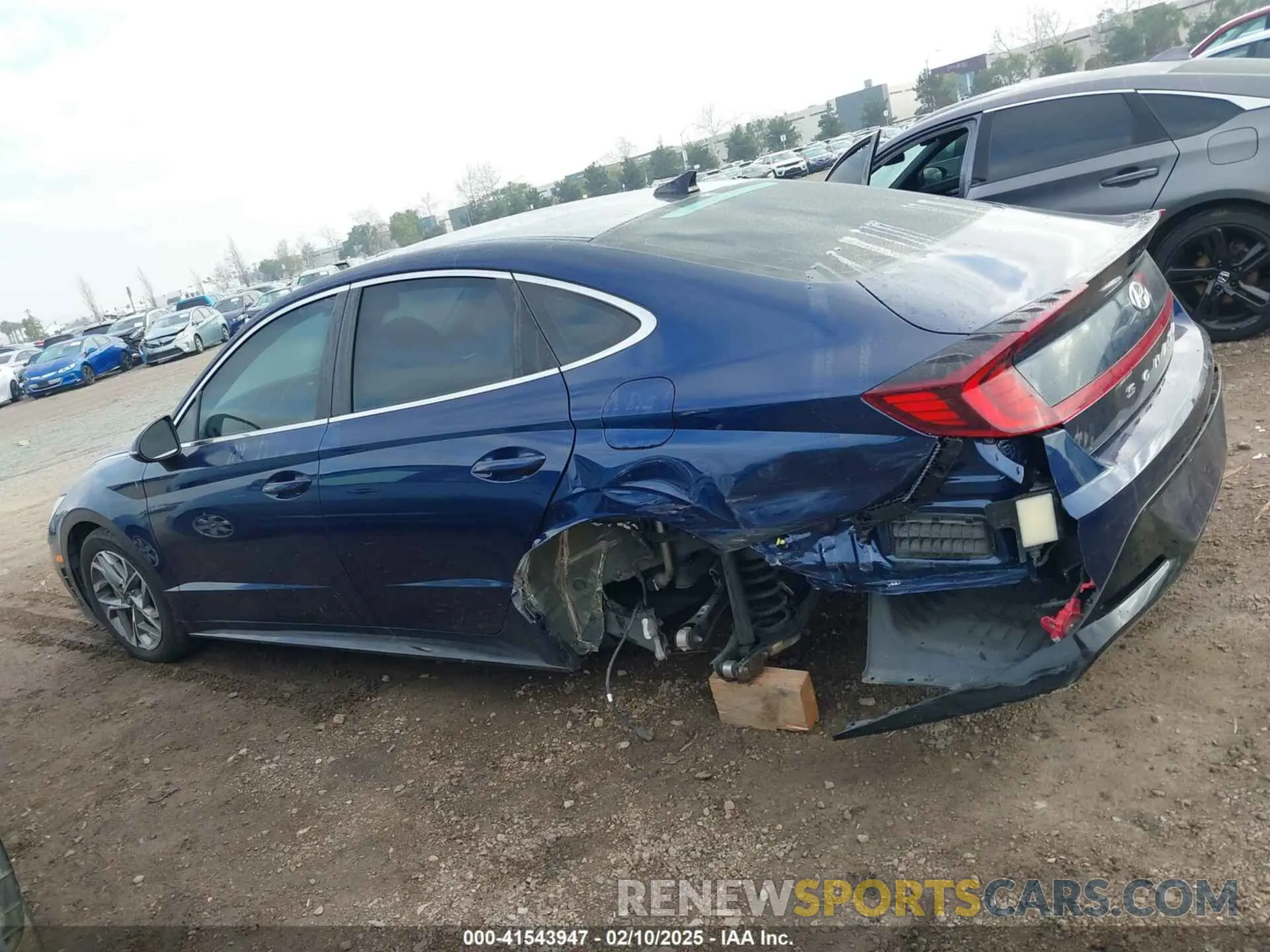 15 fotografías del automóvil dañado 5NPEL4JA8LH042144 HYUNDAI SONATA 2020