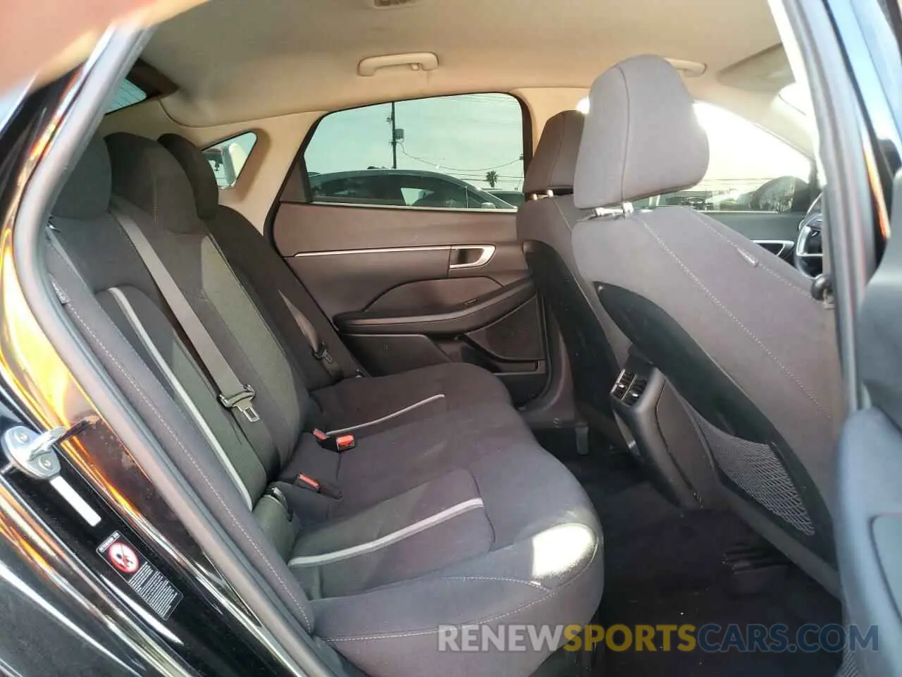 10 fotografías del automóvil dañado KMHL24JJ0LA014027 HYUNDAI SONATA 2020