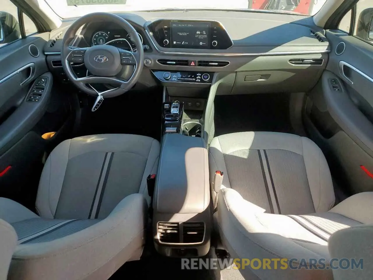 8 fotografías del automóvil dañado 5NPEF4JA4MH082200 HYUNDAI SONATA 2021