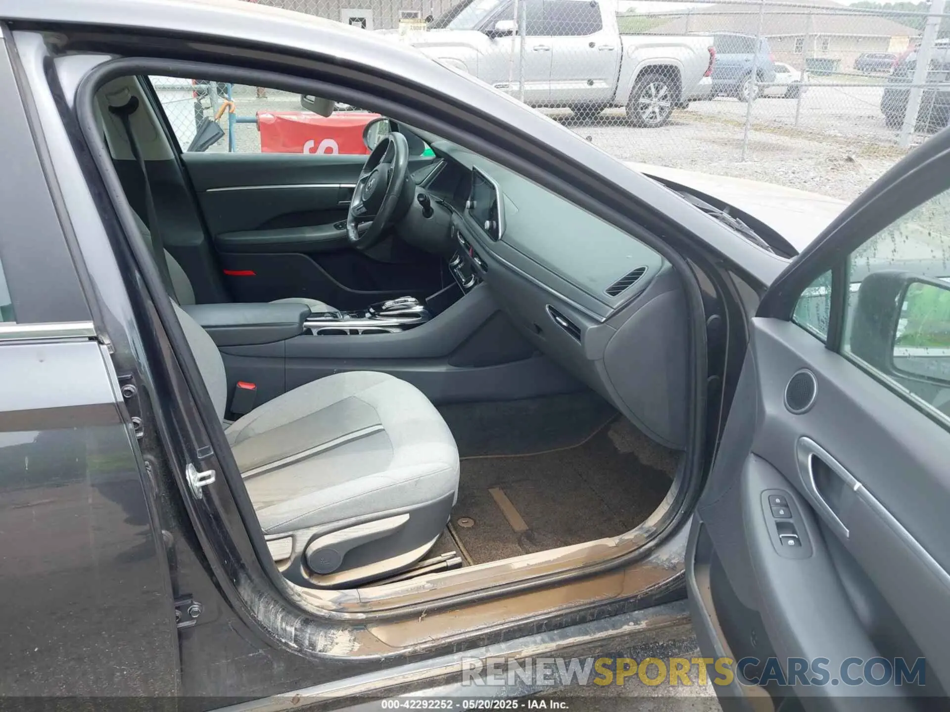 5 fotografías del automóvil dañado 5NPEF4JA5MH094369 HYUNDAI SONATA 2021