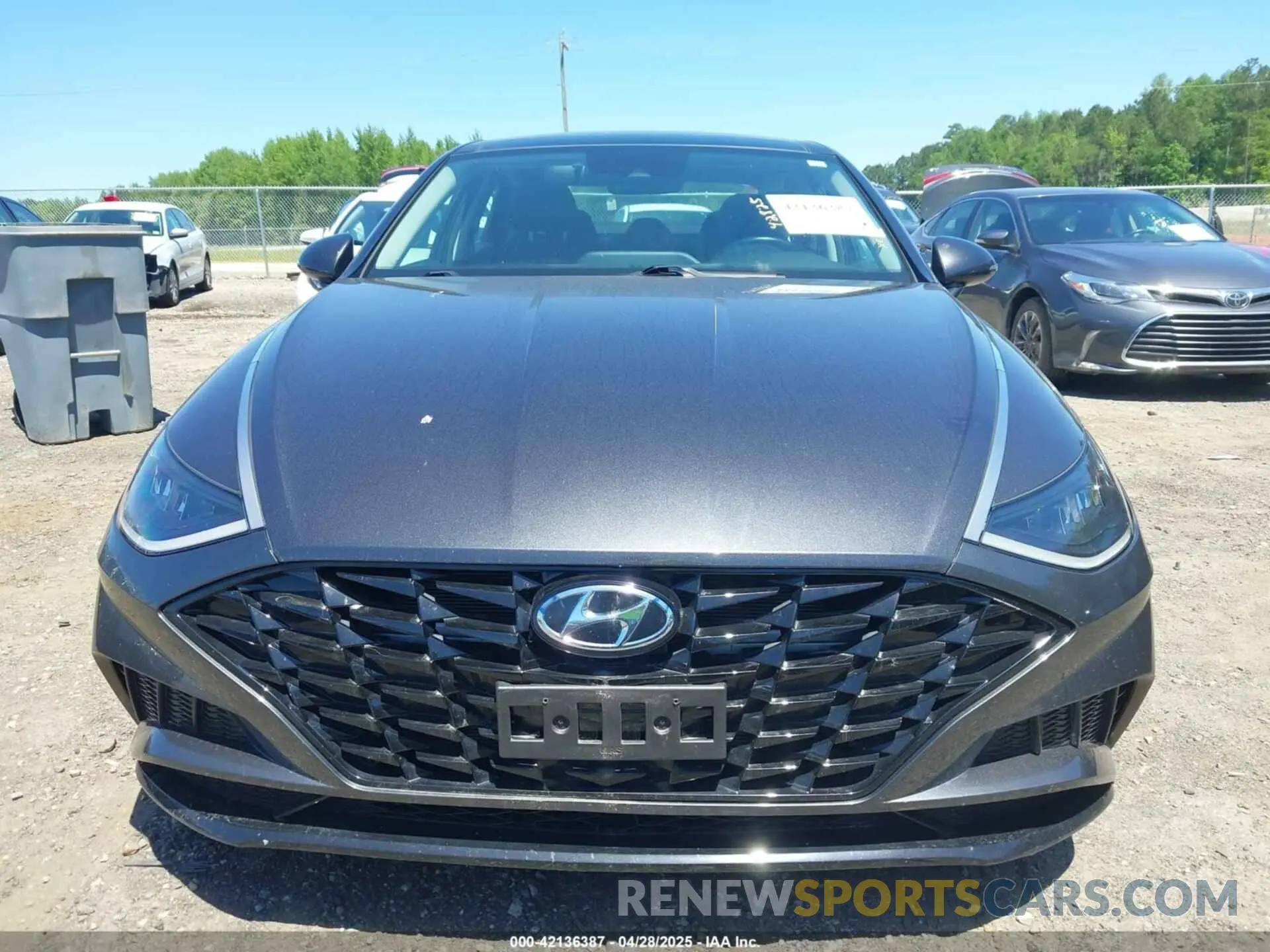 12 fotografías del automóvil dañado 5NPEF4JA6MH083431 HYUNDAI SONATA 2021