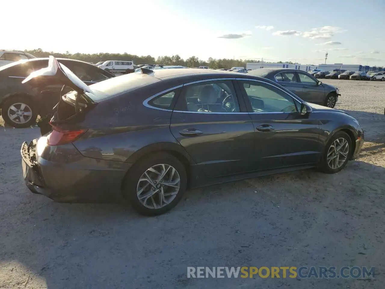 3 fotografías del automóvil dañado 5NPEF4JA7MH095216 HYUNDAI SONATA 2021