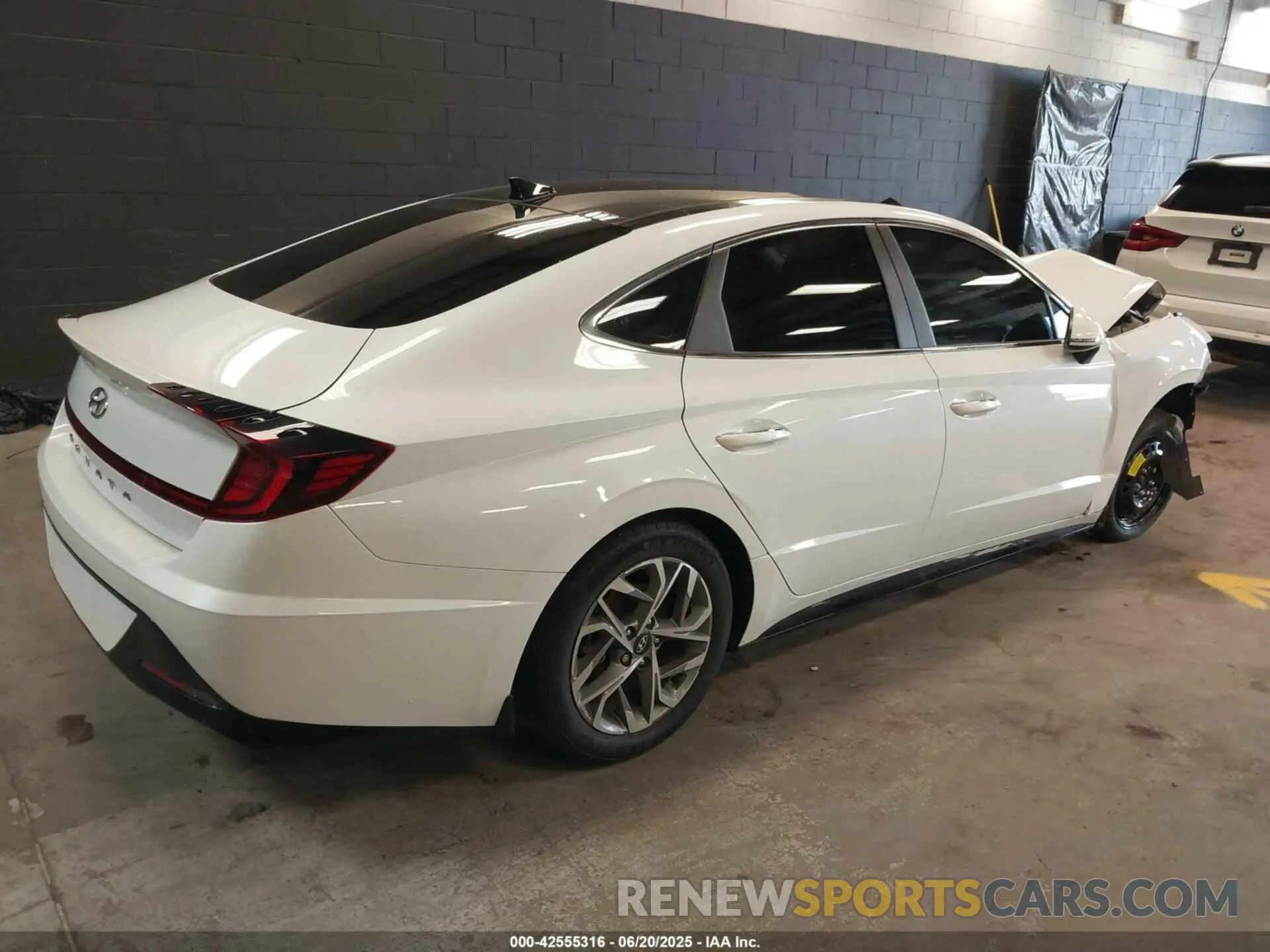 4 fotografías del automóvil dañado 5NPEF4JA7MH098827 HYUNDAI SONATA 2021