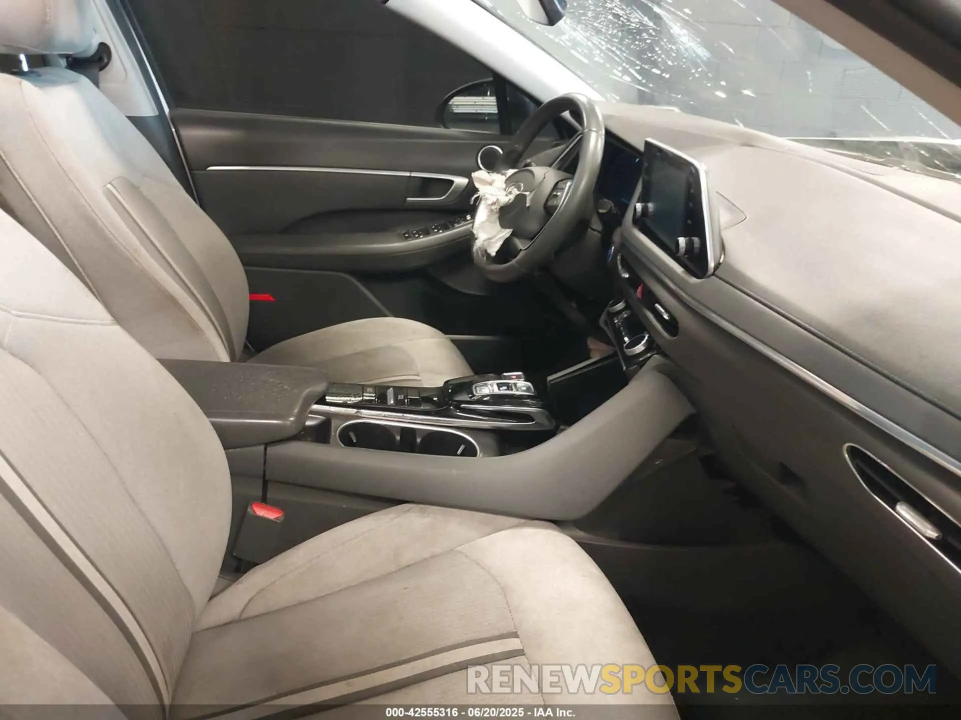 5 fotografías del automóvil dañado 5NPEF4JA7MH098827 HYUNDAI SONATA 2021