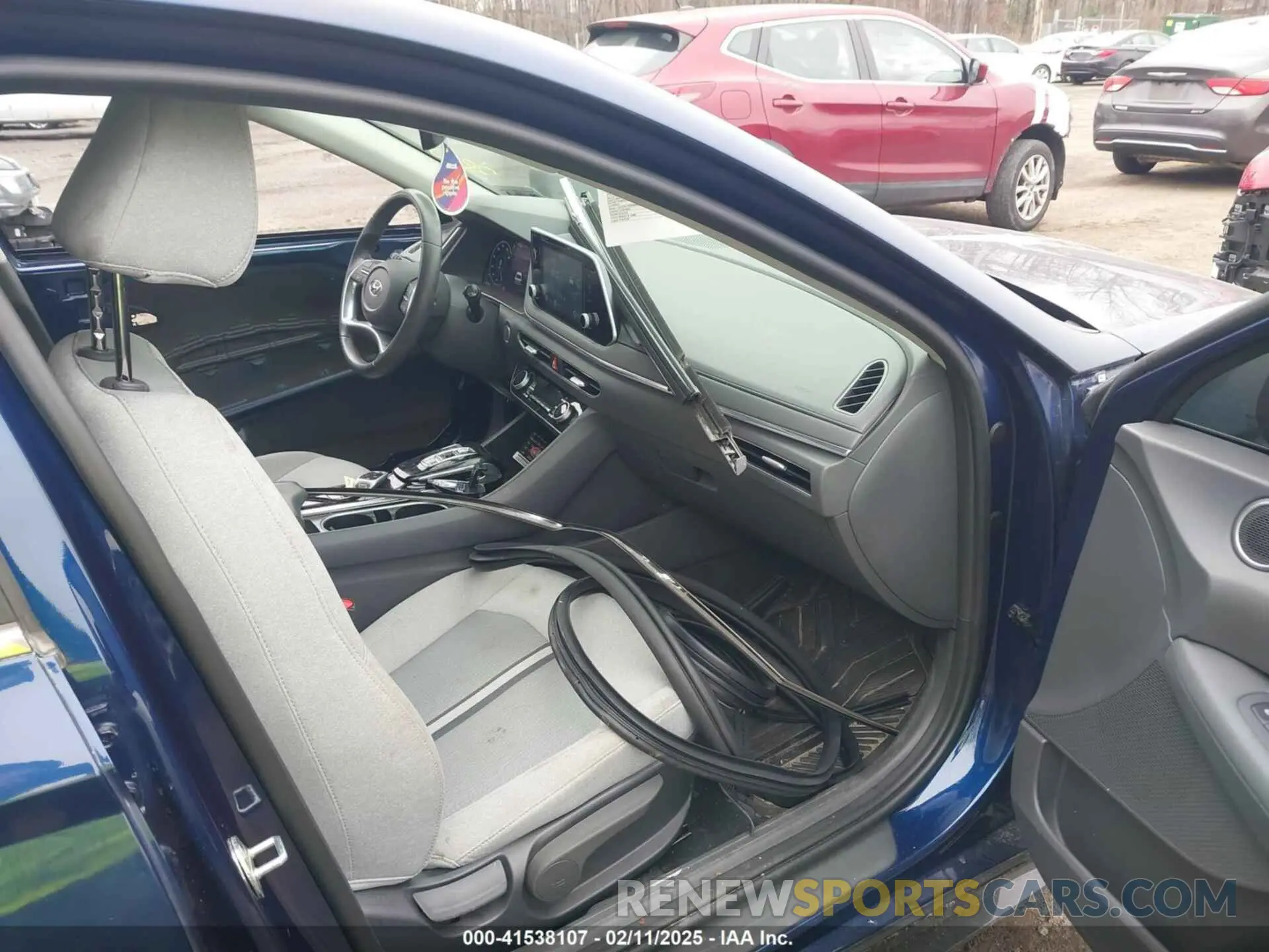 5 fotografías del automóvil dañado 5NPEF4JA8MH104246 HYUNDAI SONATA 2021