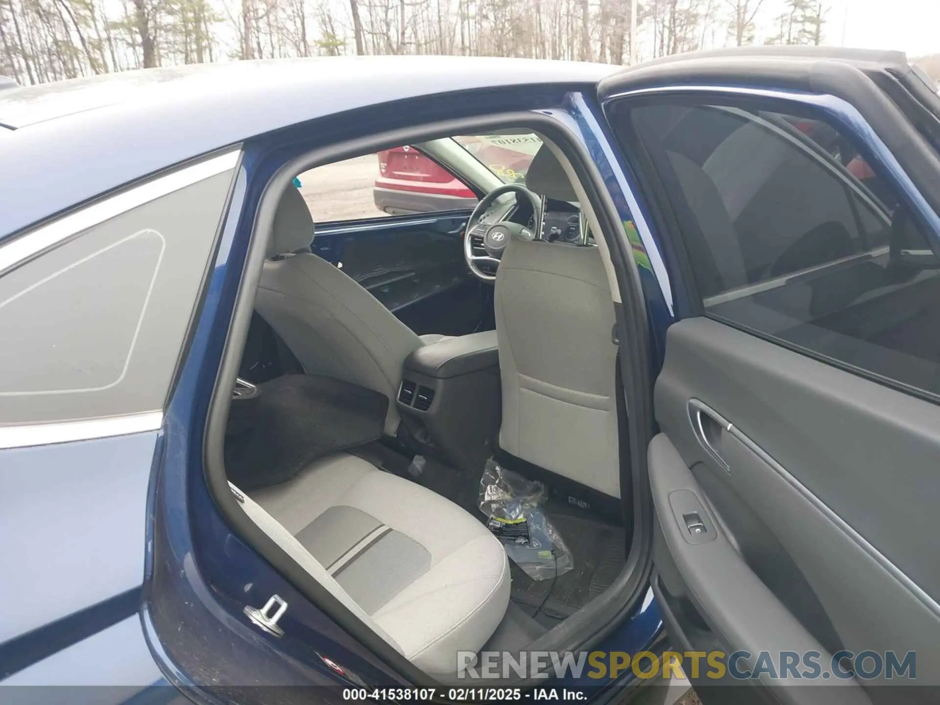 8 fotografías del automóvil dañado 5NPEF4JA8MH104246 HYUNDAI SONATA 2021
