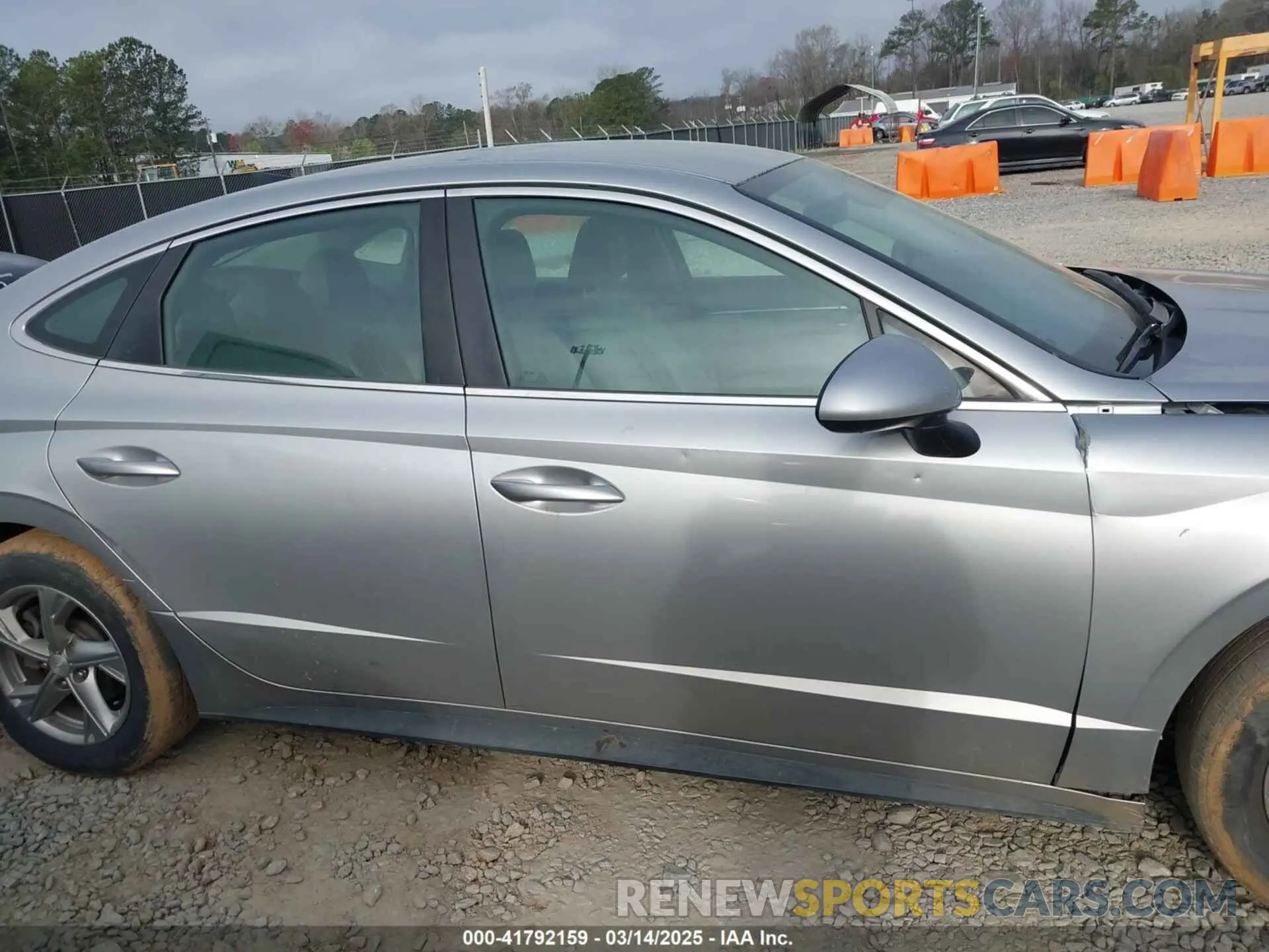 13 fotografías del automóvil dañado 5NPEG4JA0MH108871 HYUNDAI SONATA 2021