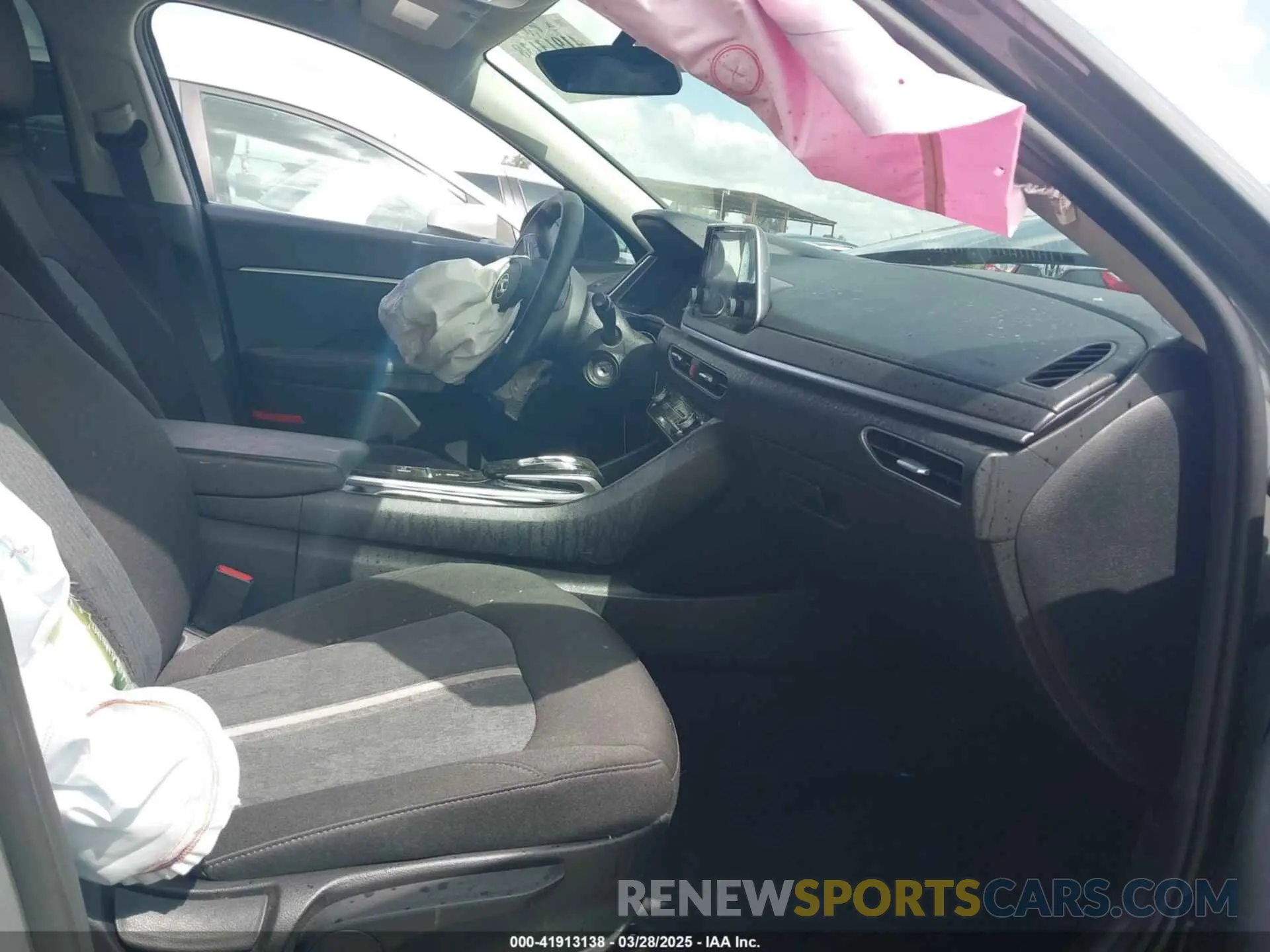 5 fotografías del automóvil dañado 5NPEG4JA1MH089960 HYUNDAI SONATA 2021