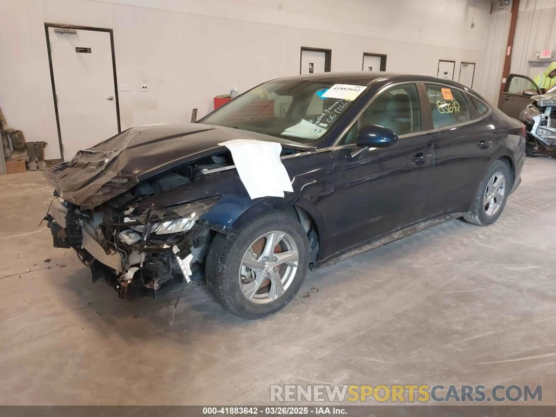 2 fotografías del automóvil dañado 5NPEG4JA2MH067966 HYUNDAI SONATA 2021
