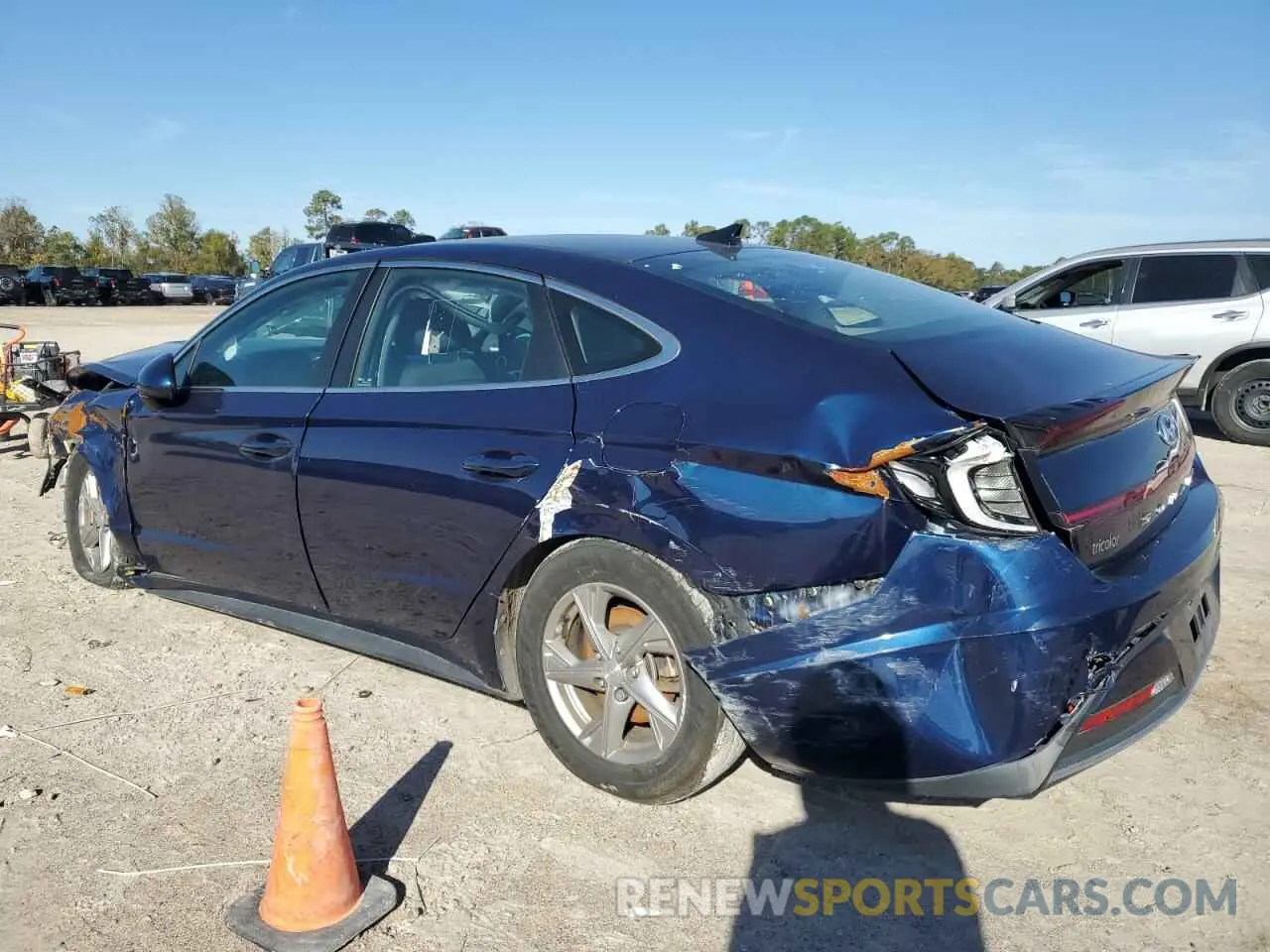 2 fotografías del automóvil dañado 5NPEG4JA3MH065952 HYUNDAI SONATA 2021