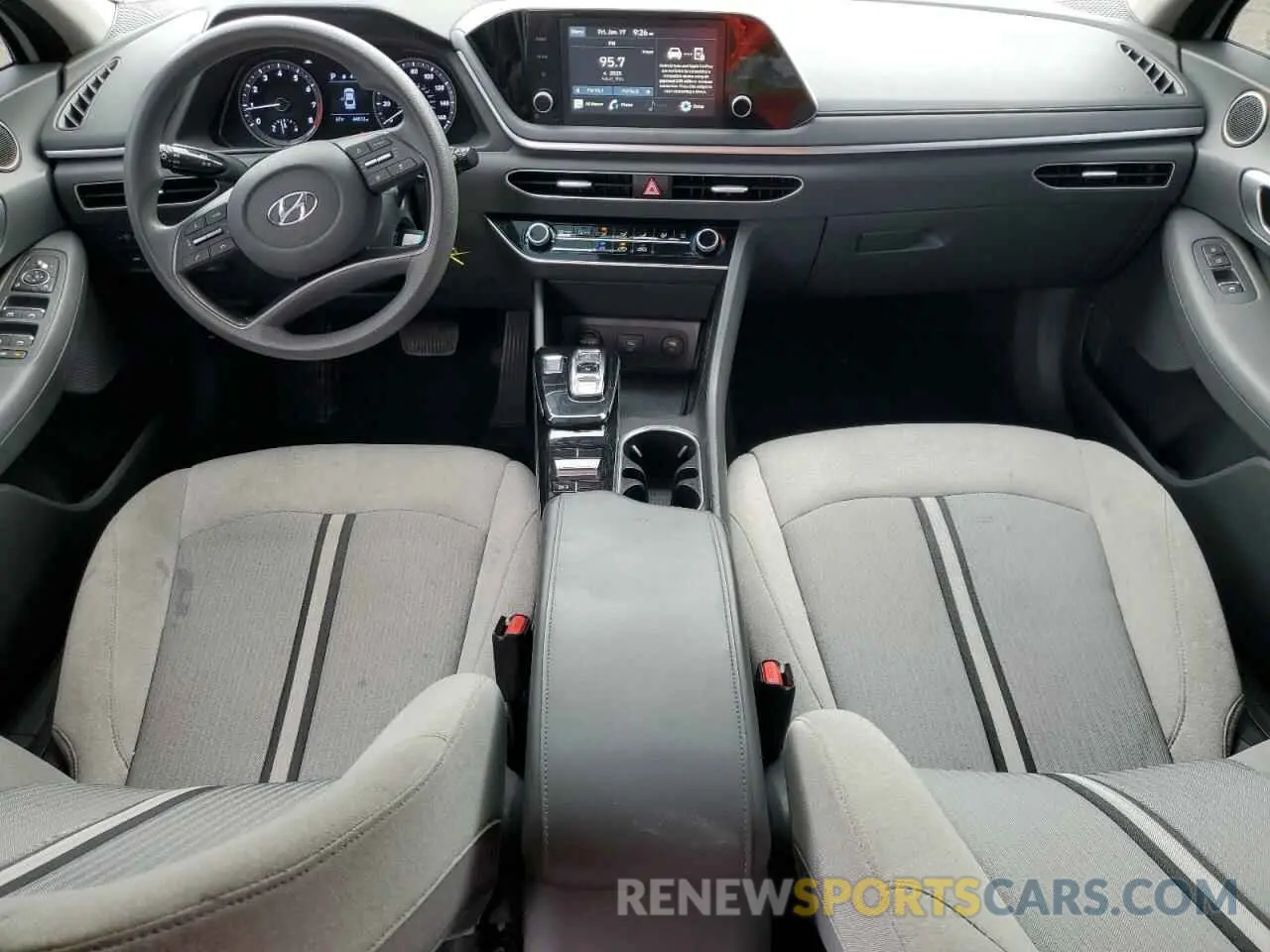 8 fotografías del automóvil dañado 5NPEG4JA3MH087840 HYUNDAI SONATA 2021