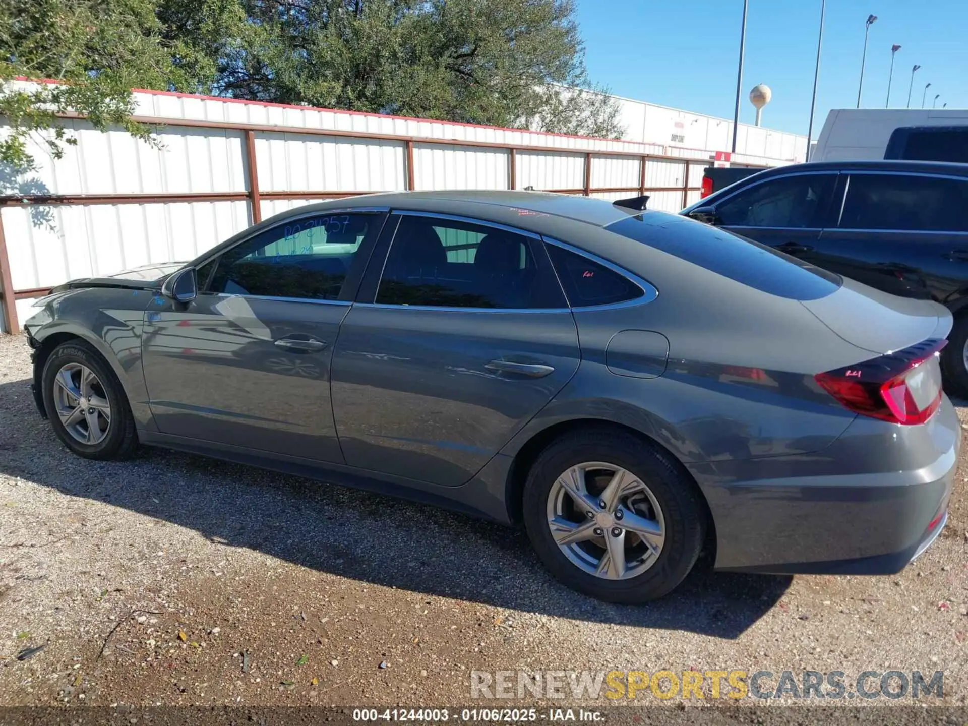 15 fotografías del automóvil dañado 5NPEG4JA3MH127110 HYUNDAI SONATA 2021