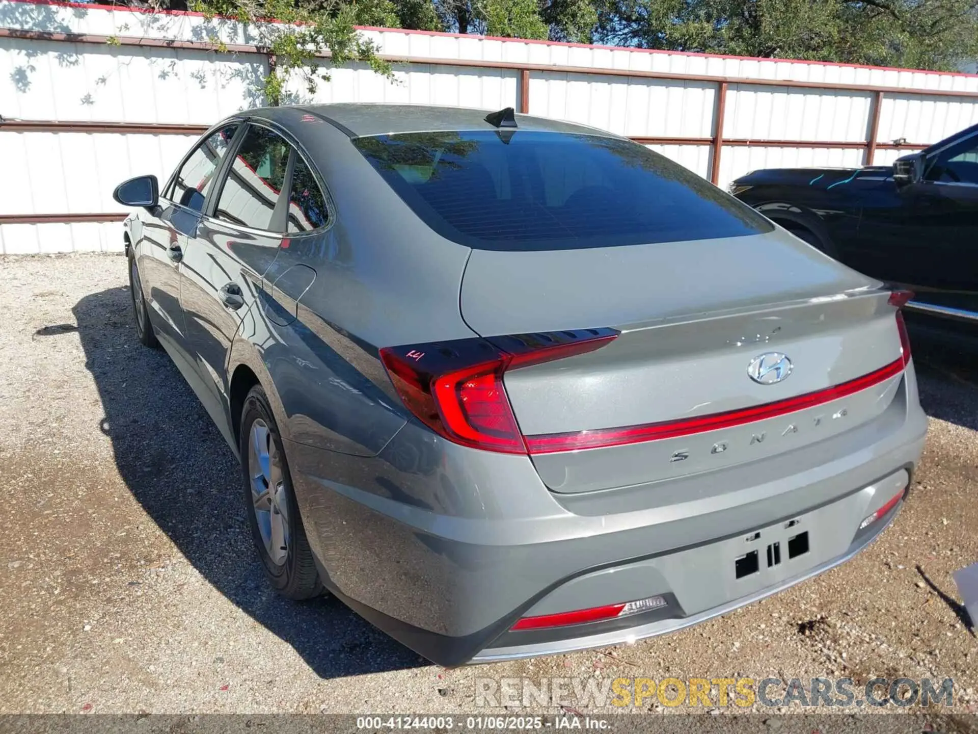 3 fotografías del automóvil dañado 5NPEG4JA3MH127110 HYUNDAI SONATA 2021