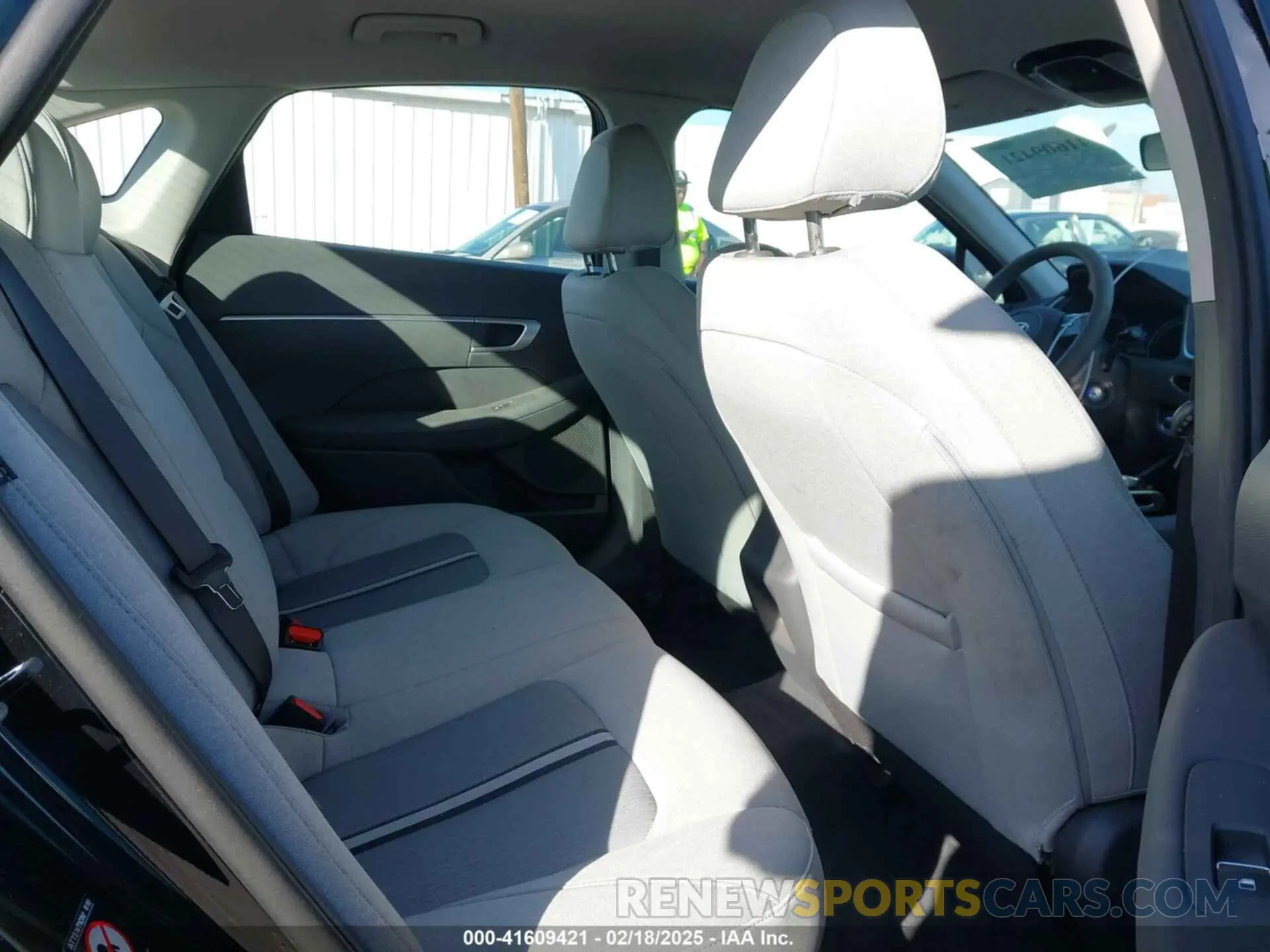 8 fotografías del automóvil dañado 5NPEG4JA5MH076175 HYUNDAI SONATA 2021