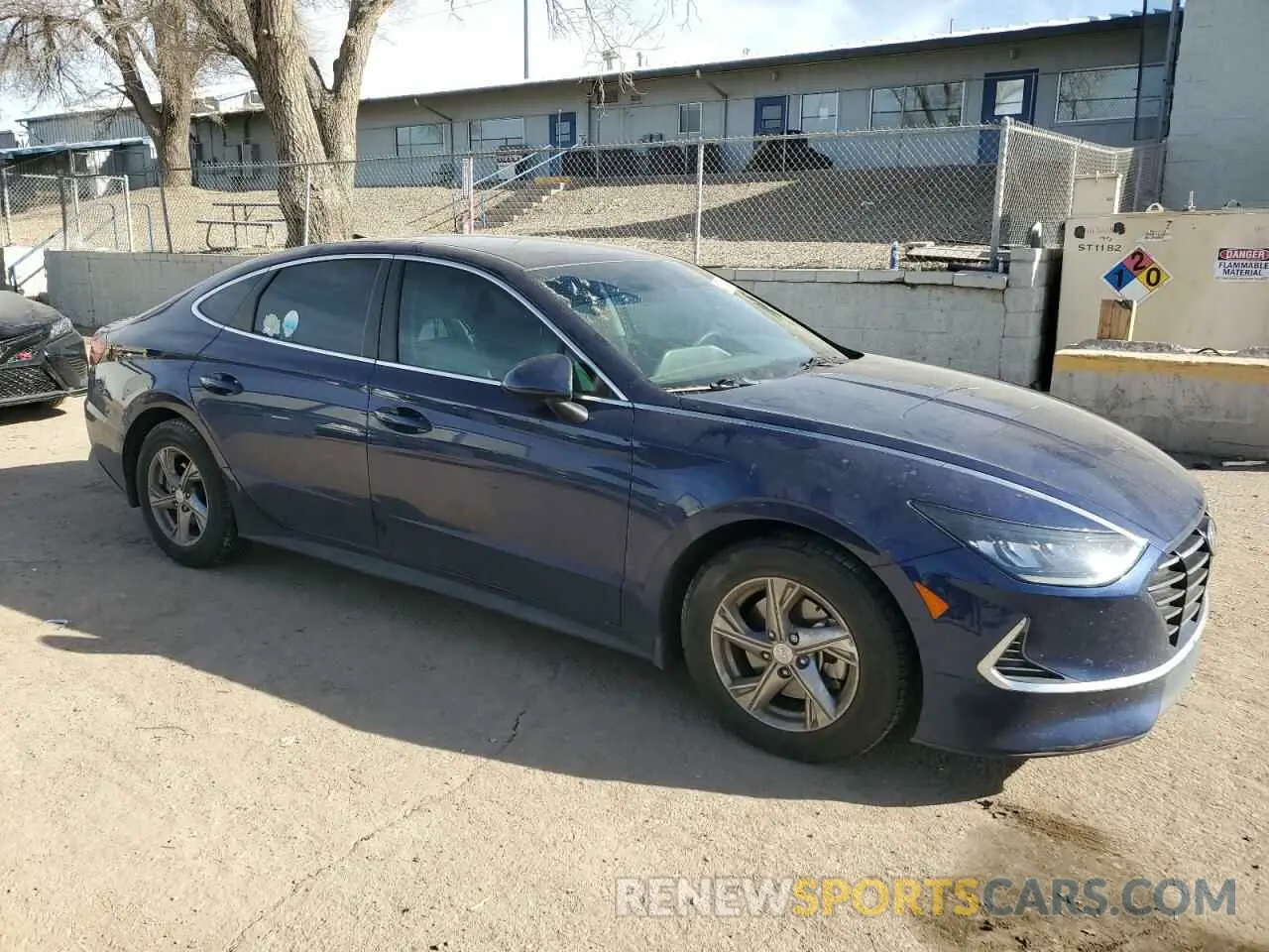 4 fotografías del automóvil dañado 5NPEG4JA5MH116402 HYUNDAI SONATA 2021