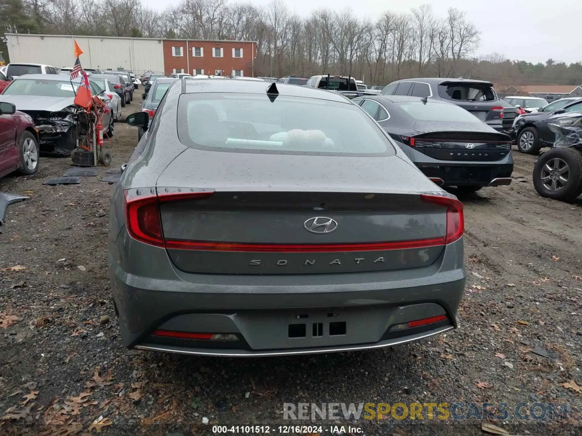 17 fotografías del automóvil dañado 5NPEG4JA6MH067808 HYUNDAI SONATA 2021