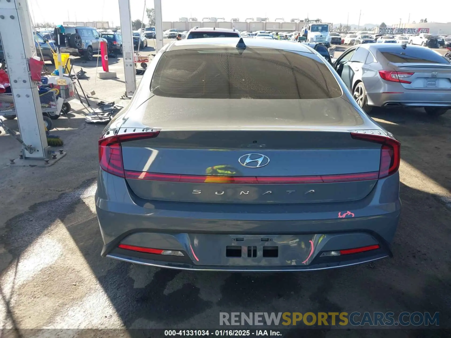 17 fotografías del automóvil dañado 5NPEG4JA6MH095186 HYUNDAI SONATA 2021